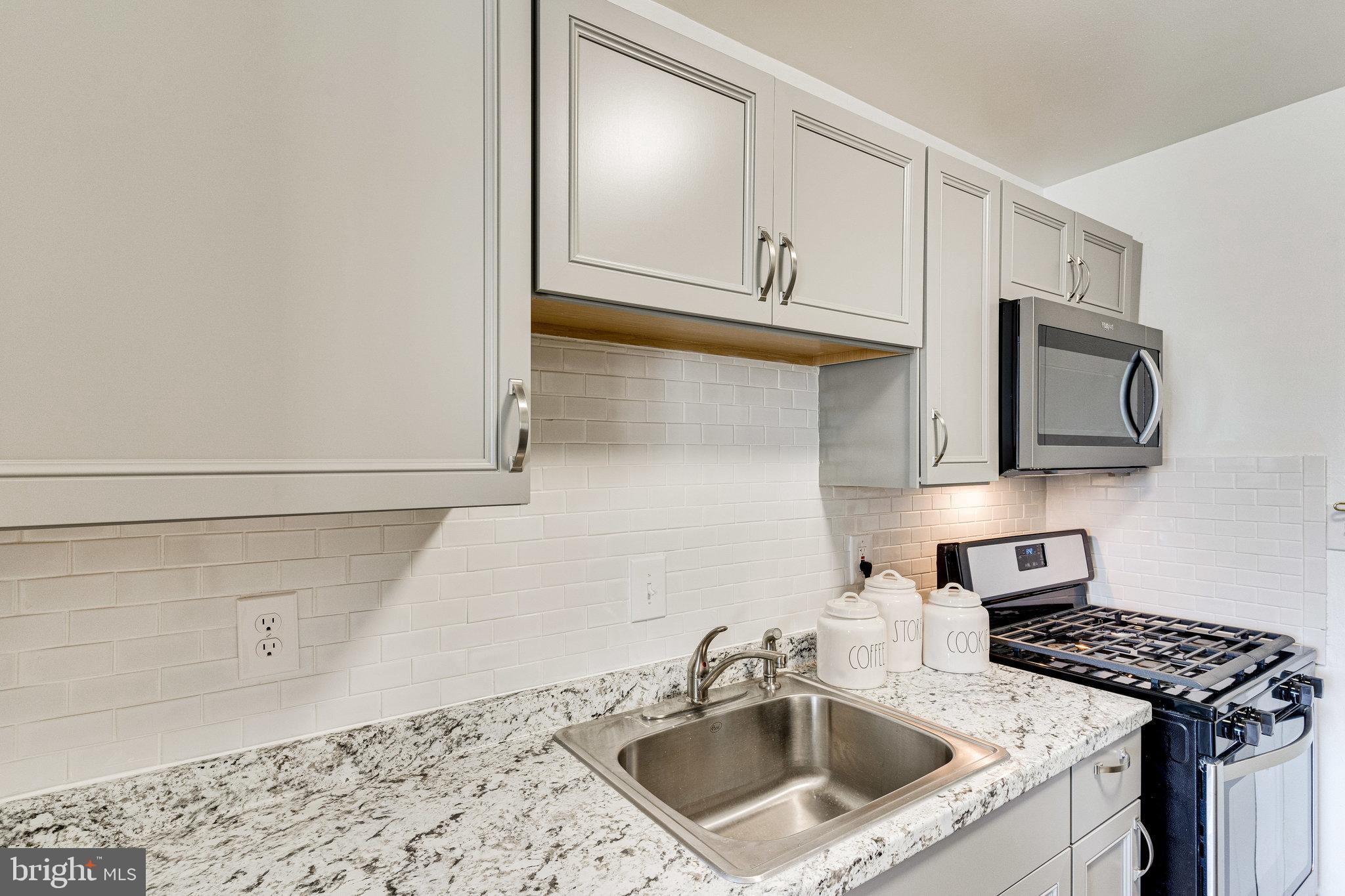 SEVILLE - Residential Lease