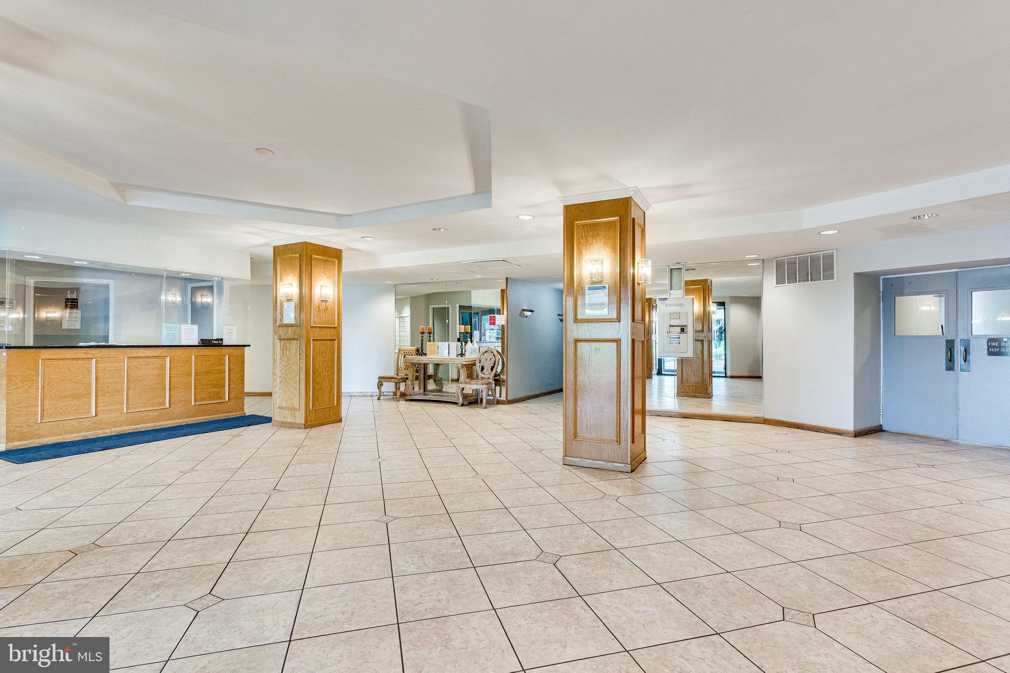 SEVILLE - Residential Lease