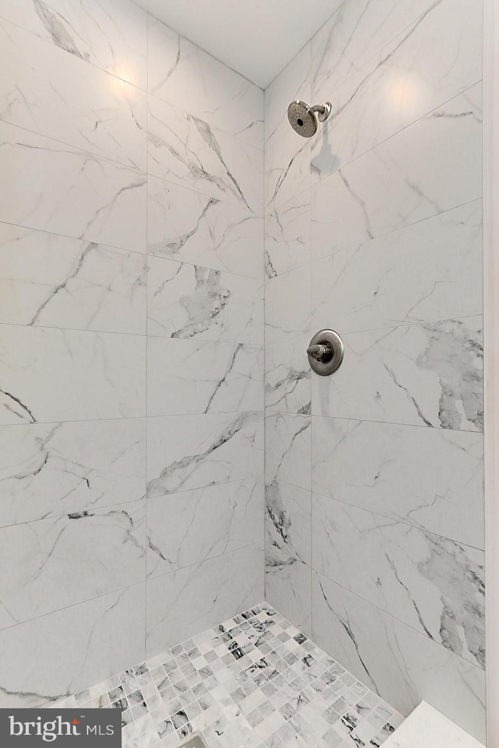 MONTICELLO WOODS - Residential