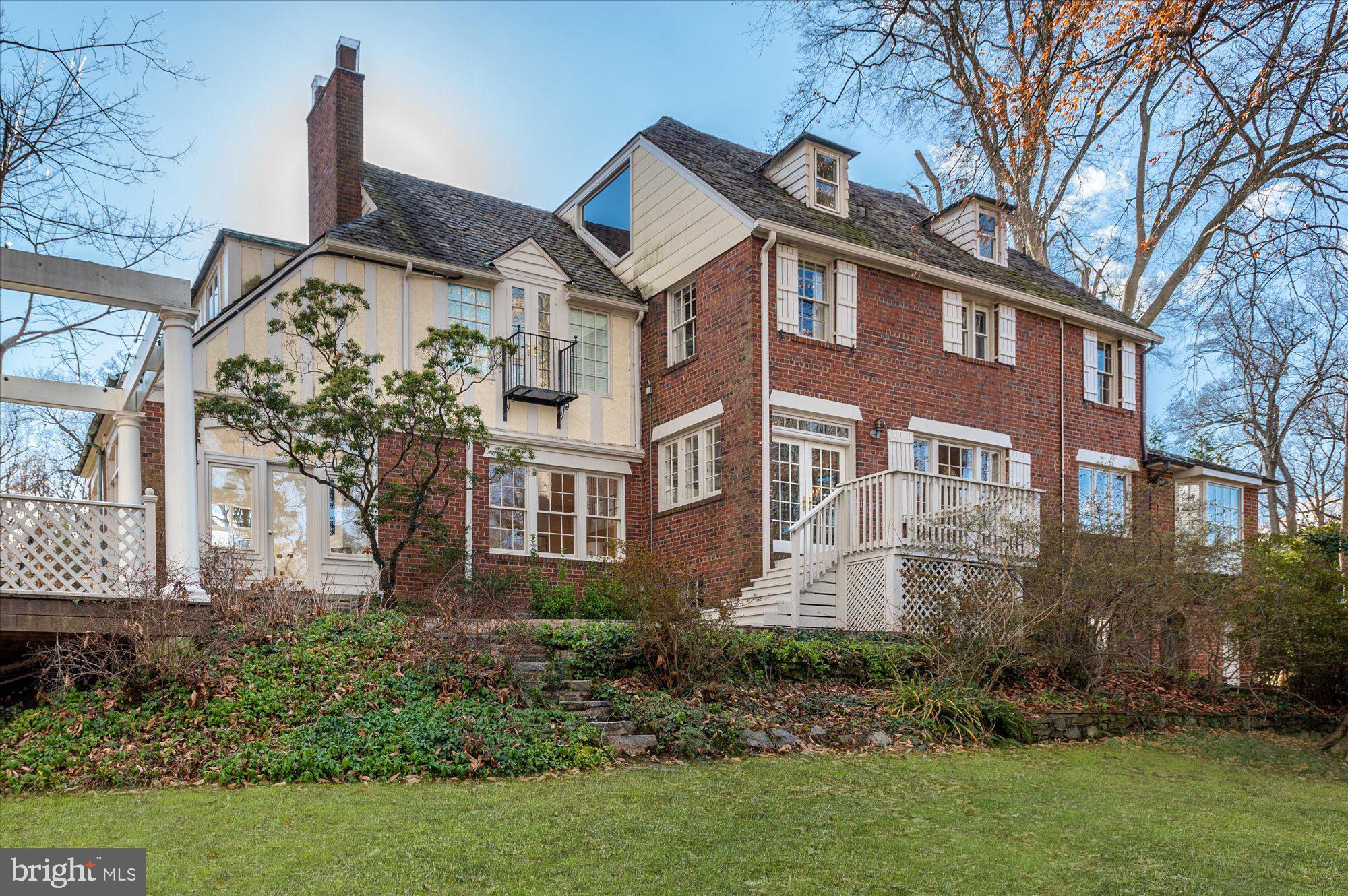 WESLEY HEIGHTS - Residential