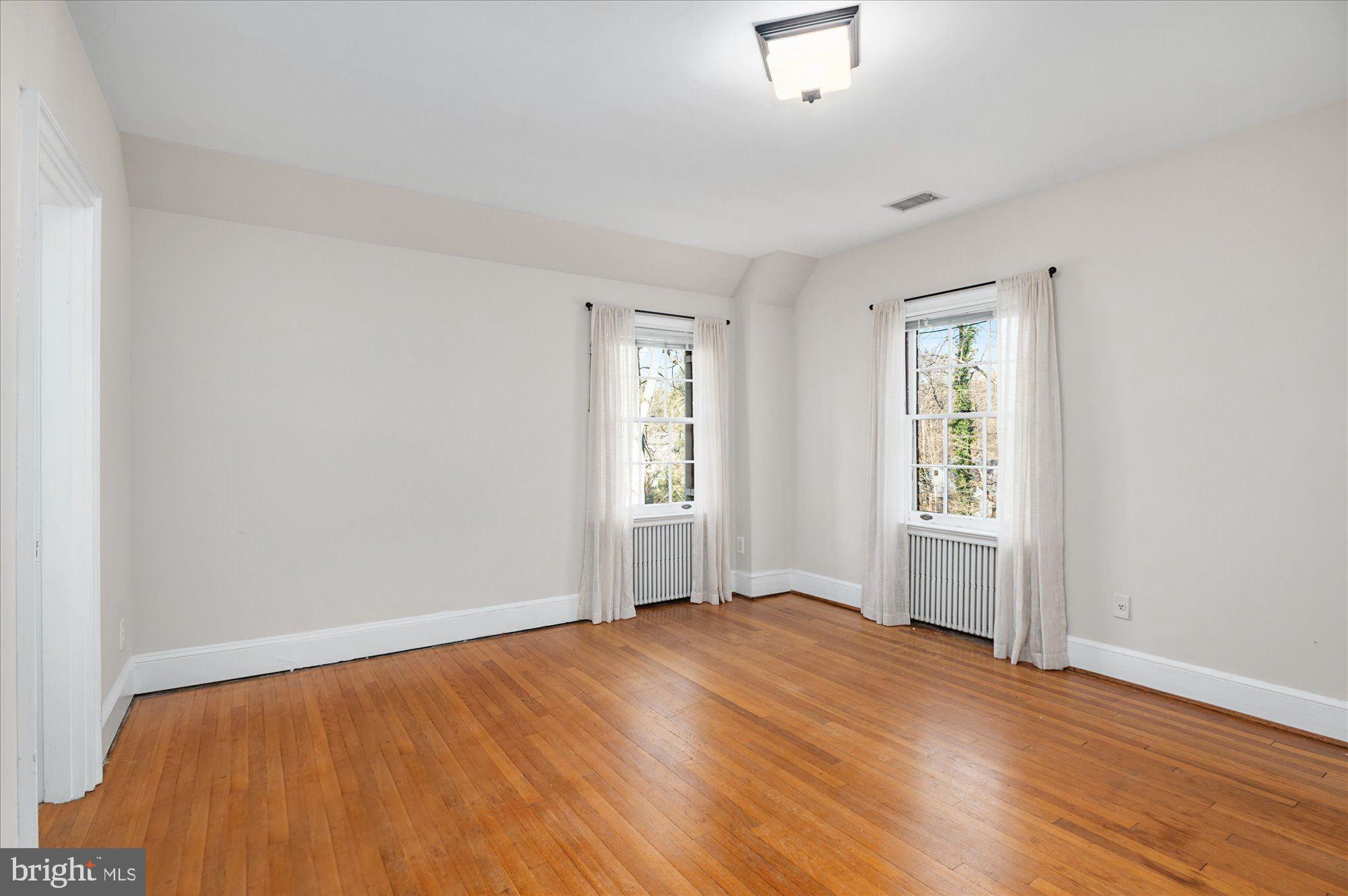 WESLEY HEIGHTS - Residential