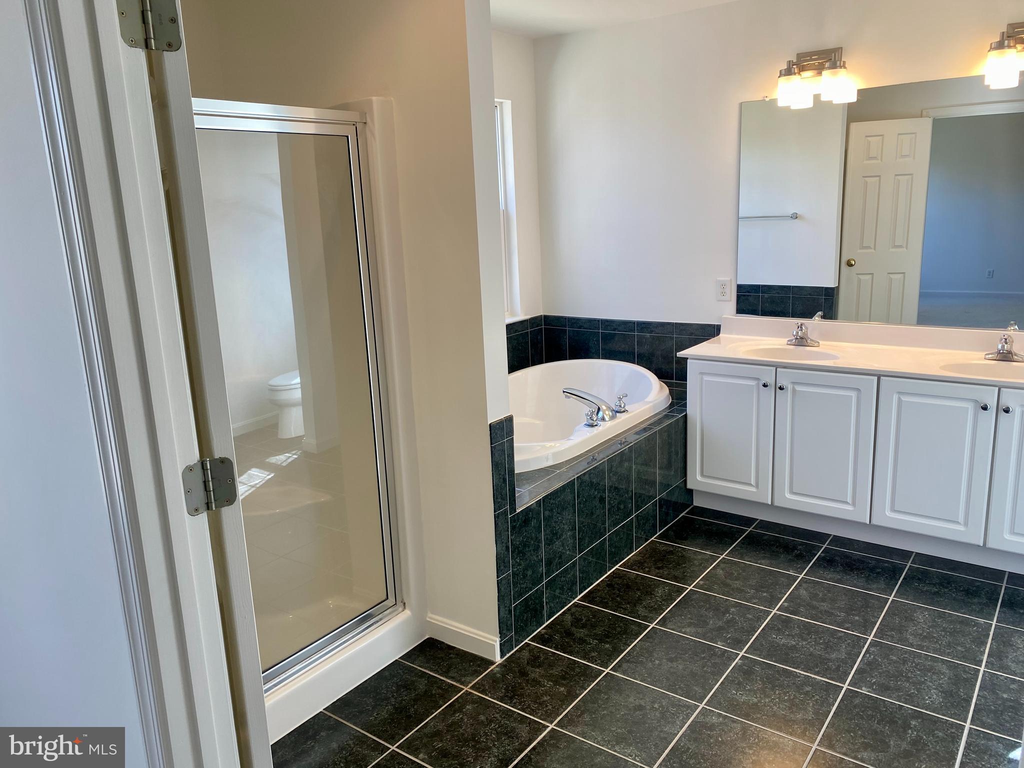 BETHANY MANOR - Residential