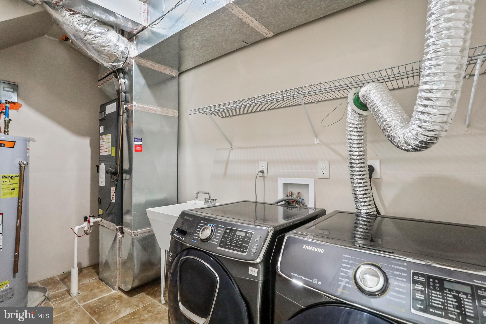 KEYES FERRY ACRES - Residential