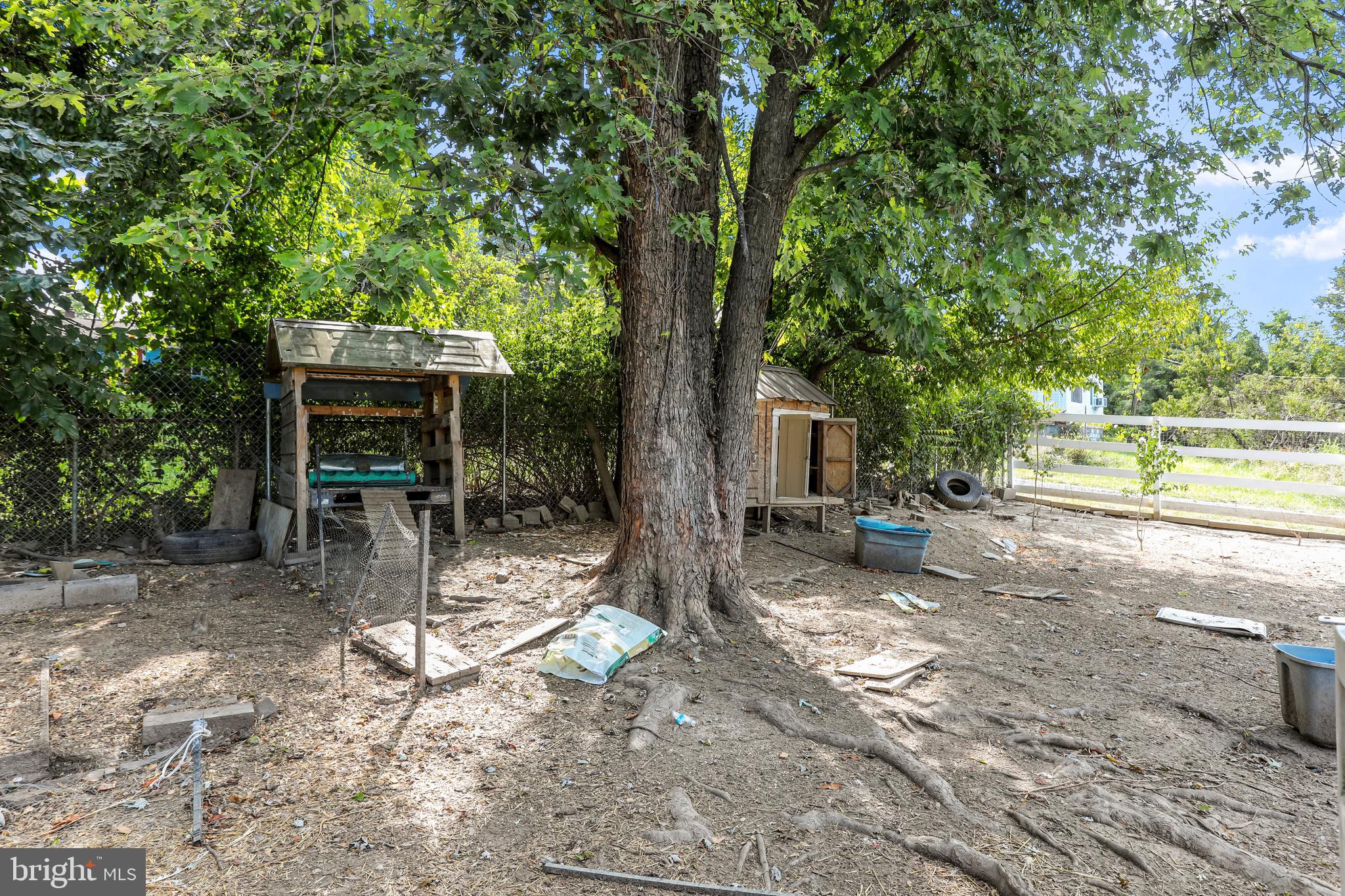 KEYES FERRY ACRES - Residential