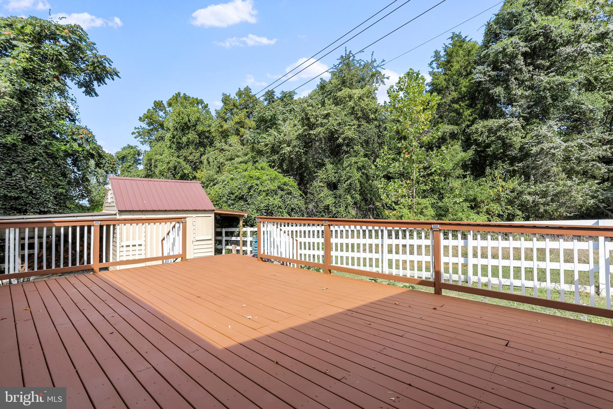 KEYES FERRY ACRES - Residential