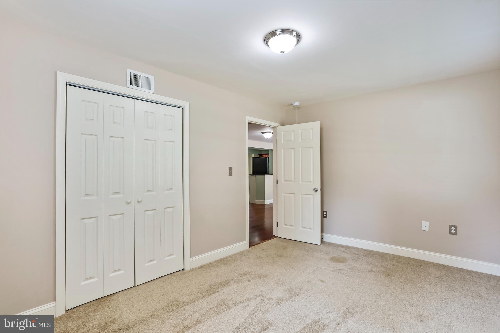 KEYES FERRY ACRES - Residential