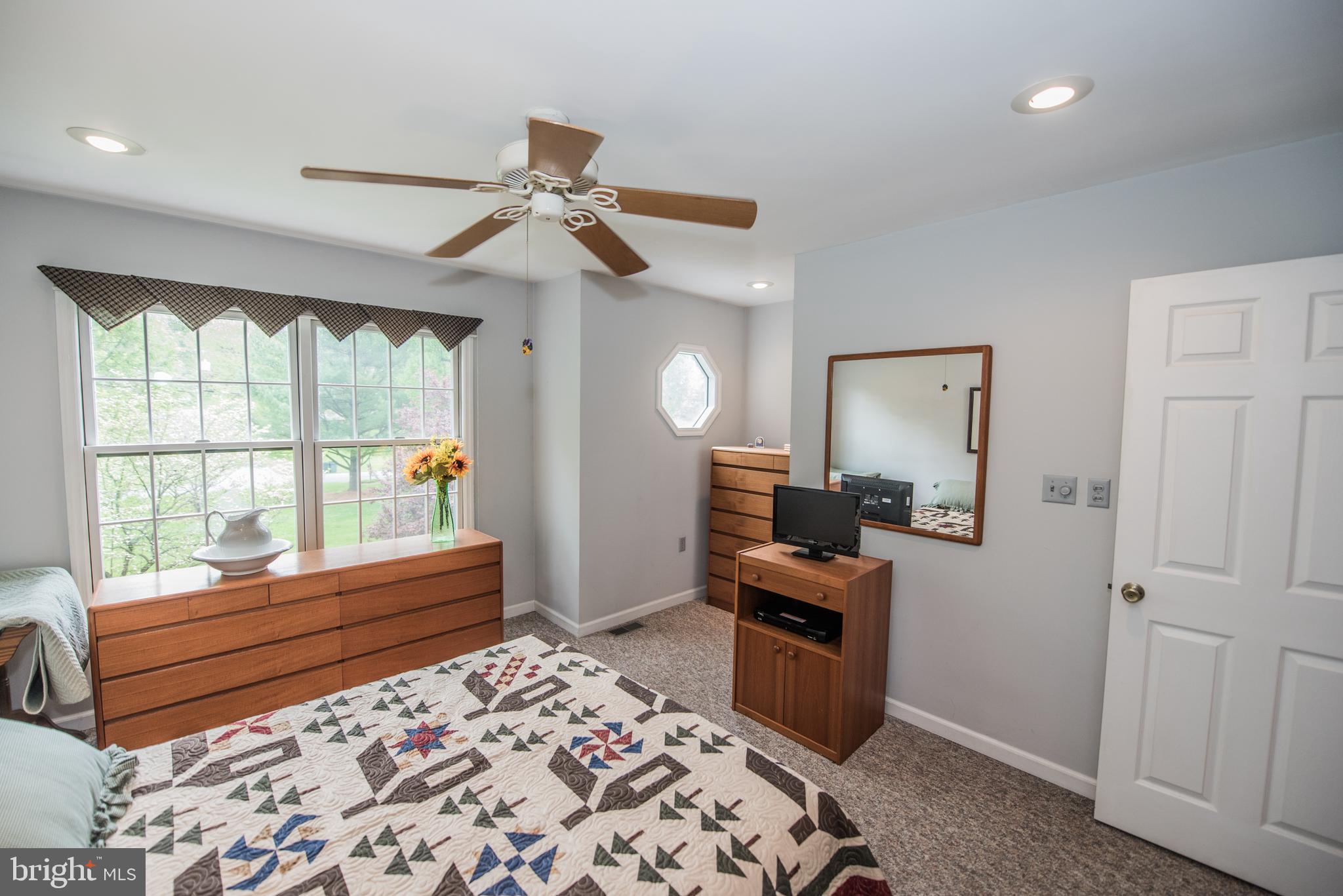 RIDGE VALLEY - Residential