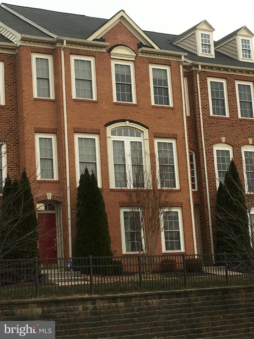 Pack your bags.  This 4 bedroom townhome is immaculate. Large eat-in kitchen, center island, hardwood floors, Trex deck off the kitchen, master bedroom features a large walk-in closet and master bath with soaking tub and separate shower.  Storage galore and a 2 car garage.  All this and located steps from shopping and close to 95.