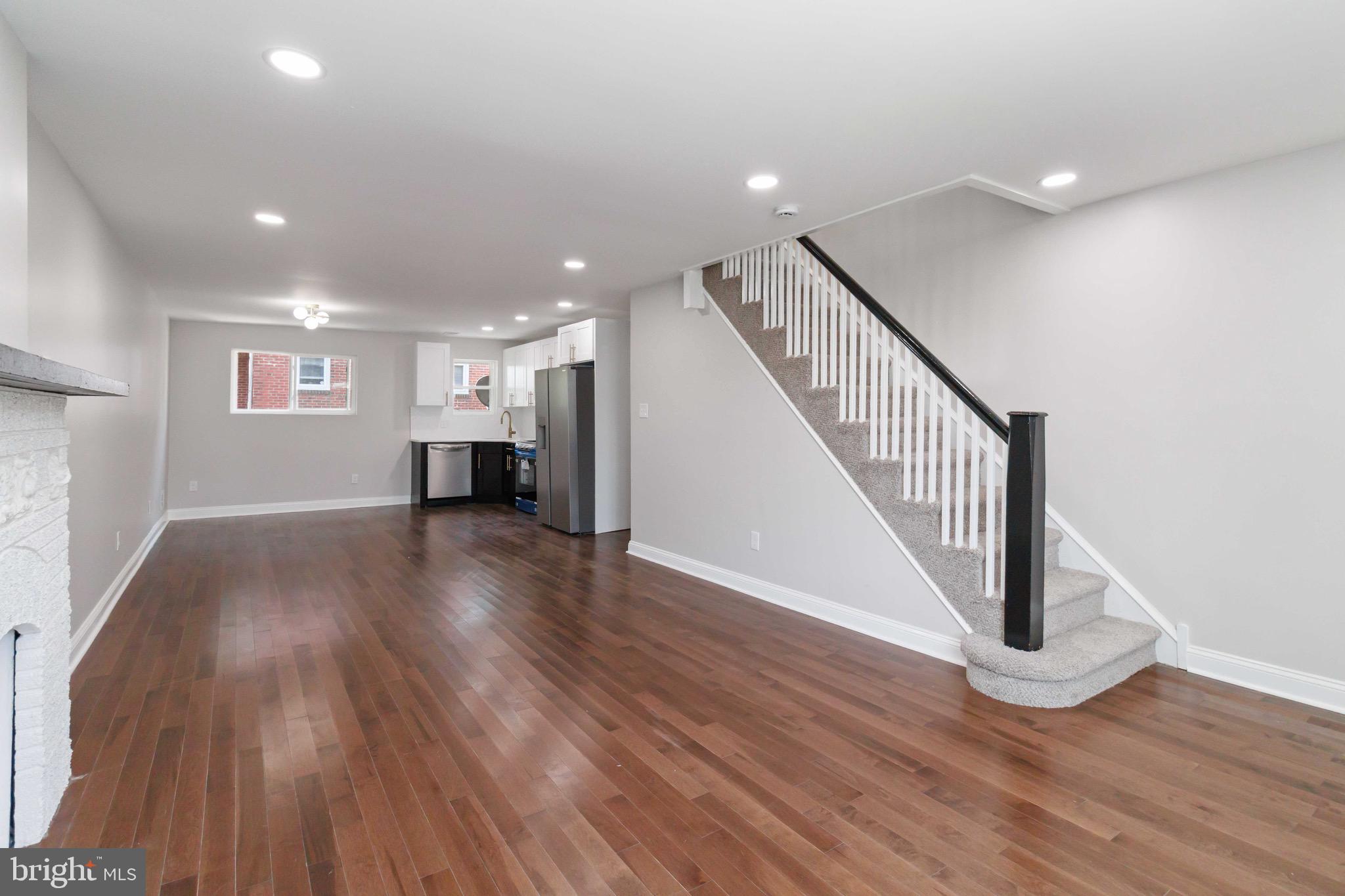 Welcome to your newly renovated townhome in the heart of West Oak Lane!
This beautifully updated property features 4 spacious bedrooms and 2 modern bathrooms, offering ample space and comfort. The stunning black, white, and gold kitchen is equipped with stainless steel appliances, perfect for both everyday living and entertaining.
Enjoy the sleek look of new laminate flooring throughout the home. The finished basement adds even more versatility with an additional room and a stand-up shower, making it ideal for guests, a home office, or extra living space.
**Ask How you can get up to 10K in homebuyer grants to move-in**