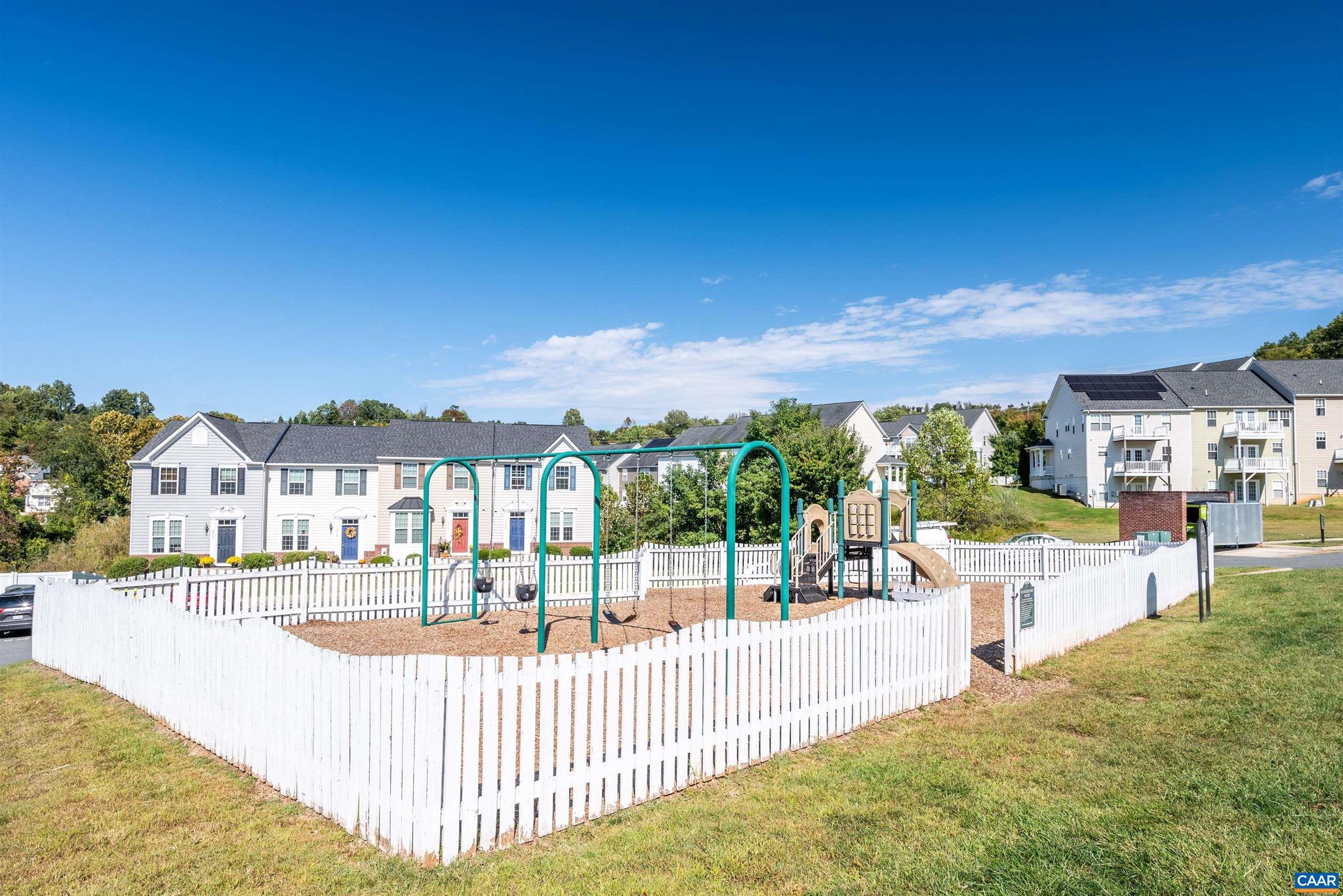 PAVILIONS AT PANTOPS - Residential