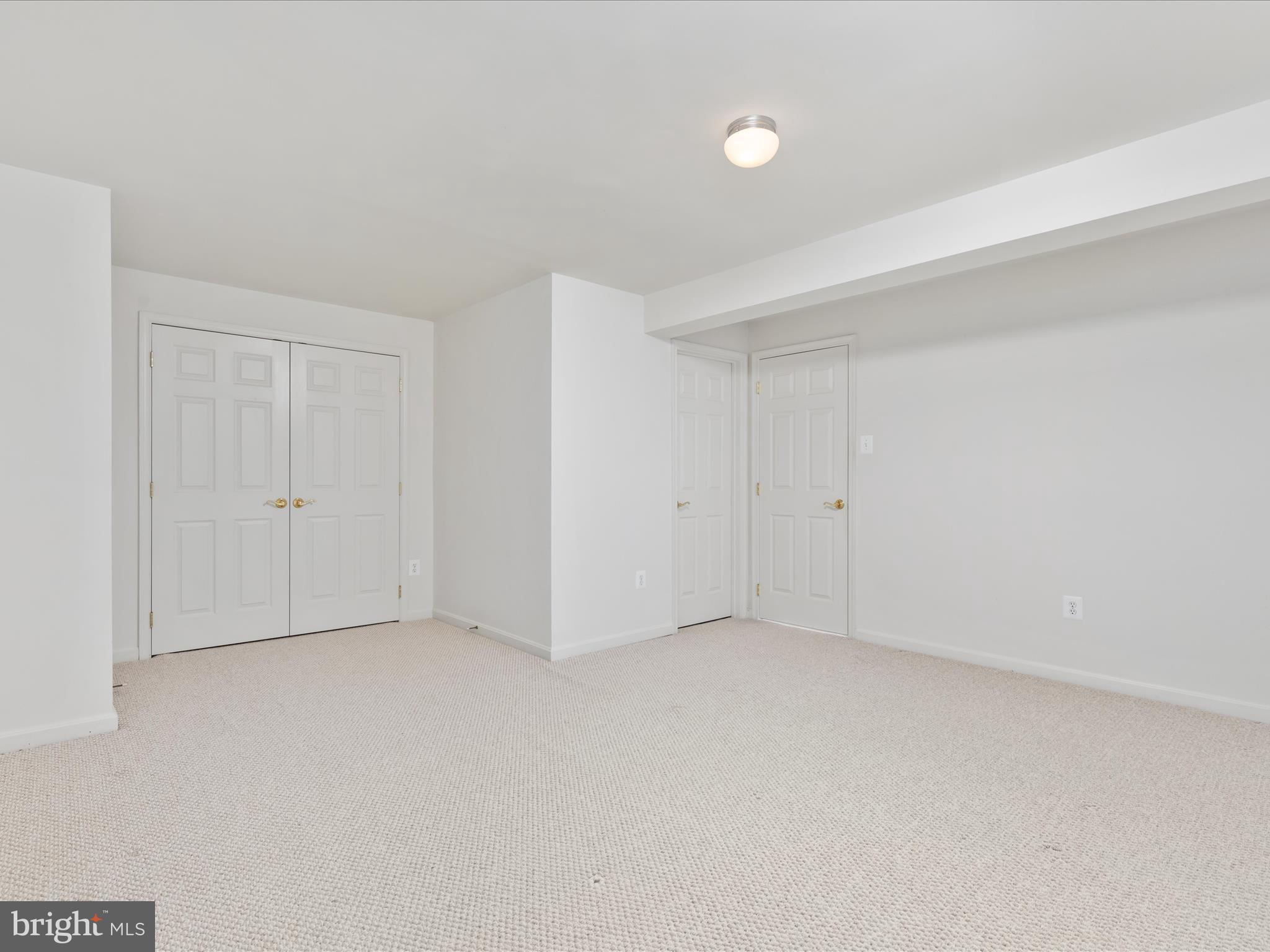 SHENANDOAH SPRINGS - Residential