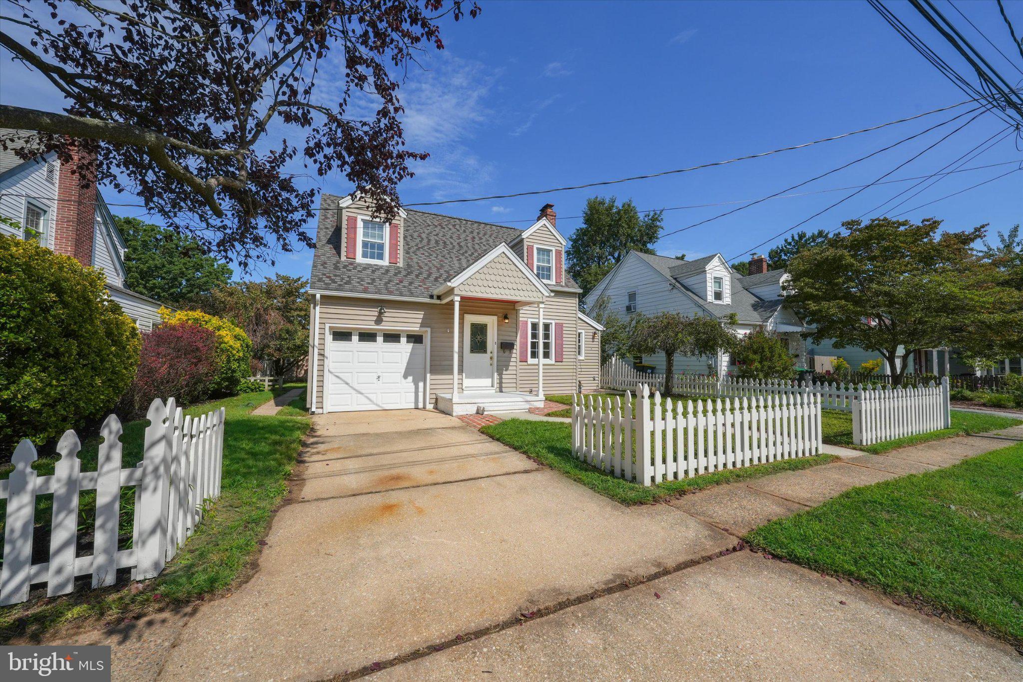 111 W. REAMER AVENUE