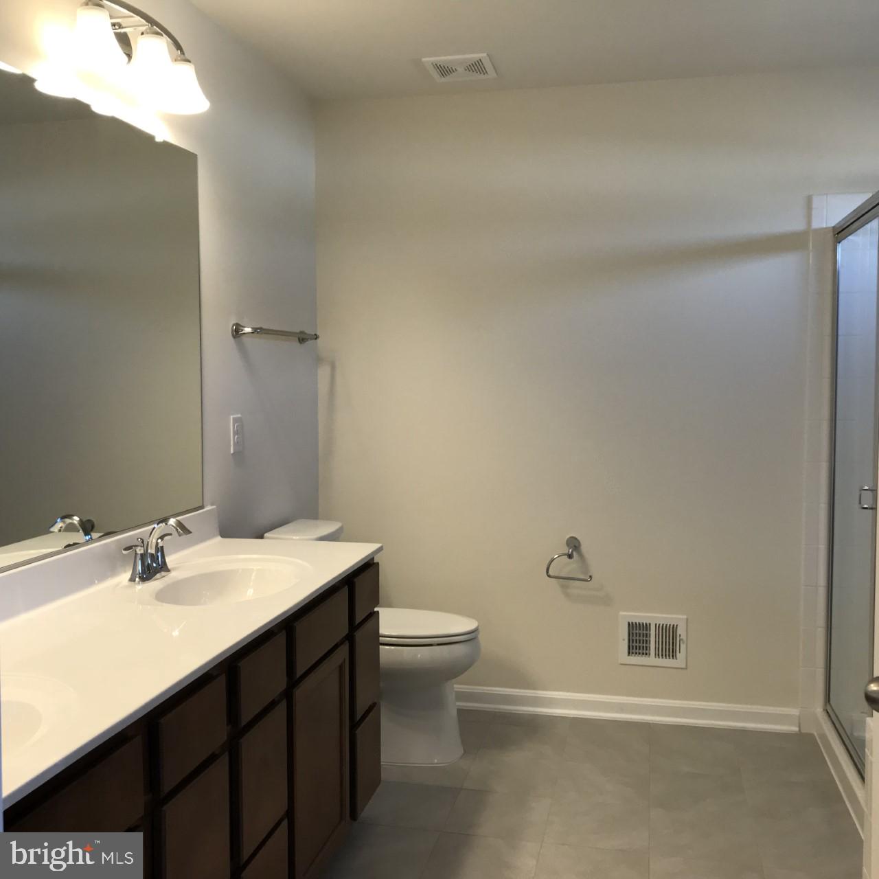 LEELAND STATION - Residential Lease