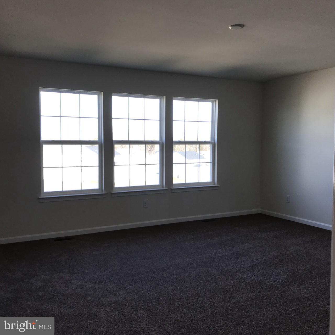 LEELAND STATION - Residential Lease