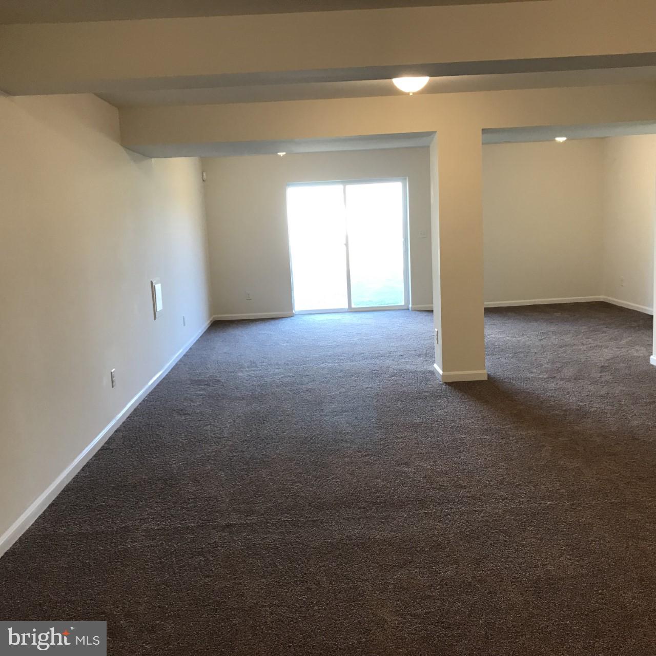 LEELAND STATION - Residential Lease