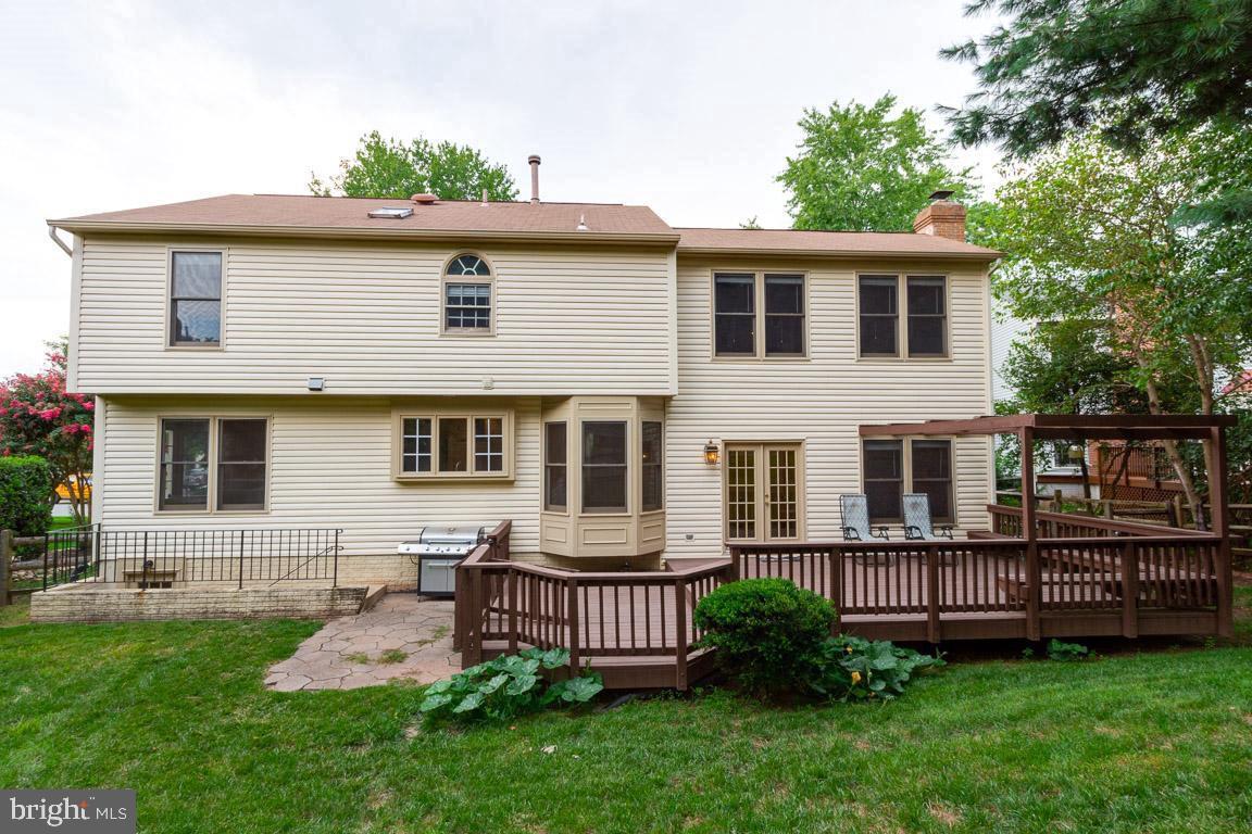 WELLINGTON/CLOVERHILL - Residential