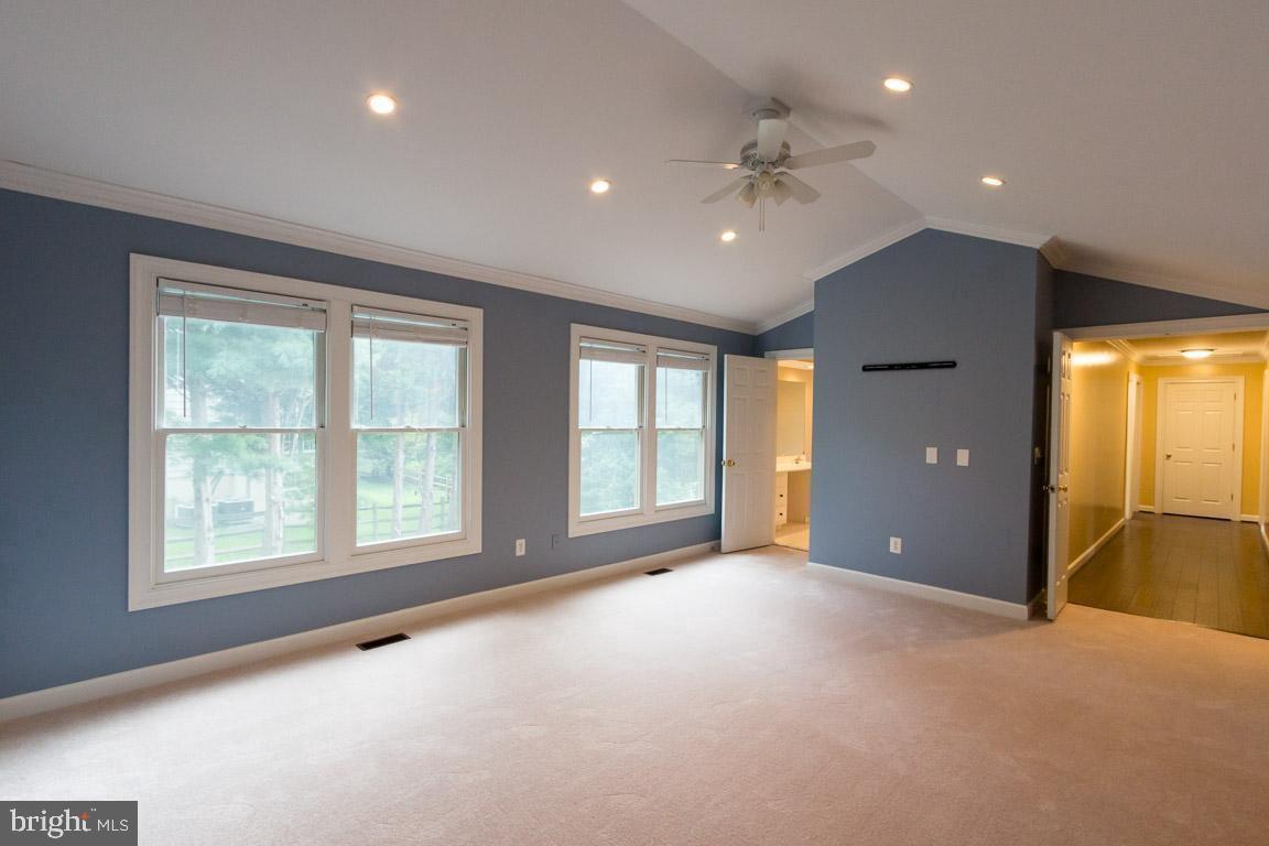 WELLINGTON/CLOVERHILL - Residential