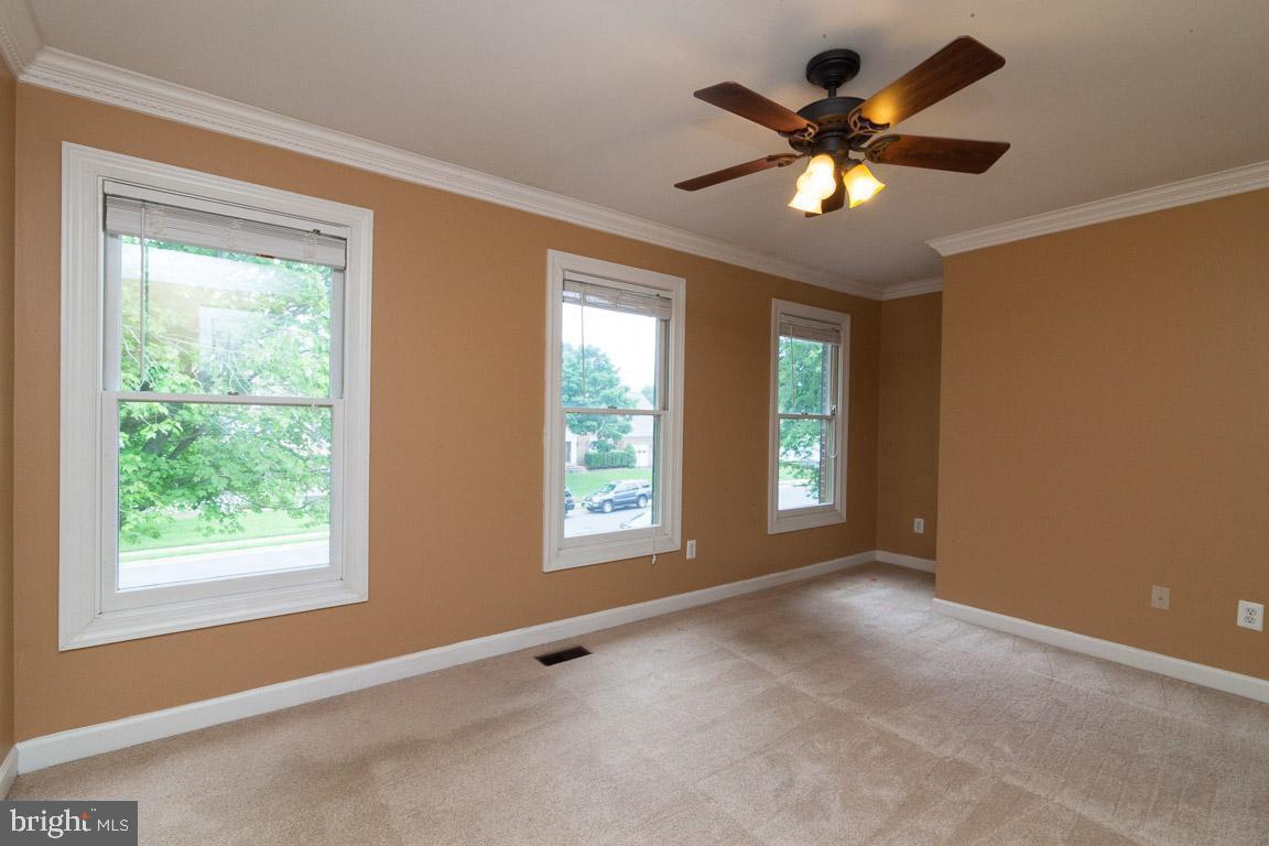 WELLINGTON/CLOVERHILL - Residential