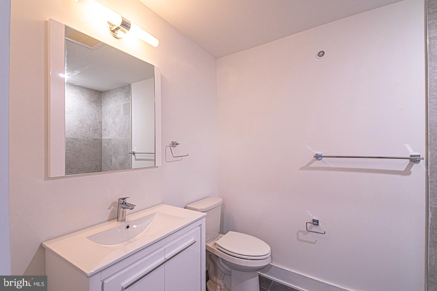 LOFT DISTRICT - Residential Lease