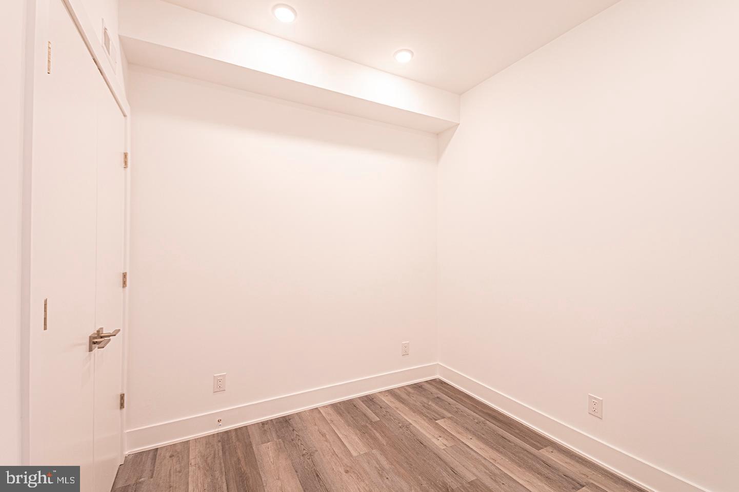 LOFT DISTRICT - Residential Lease