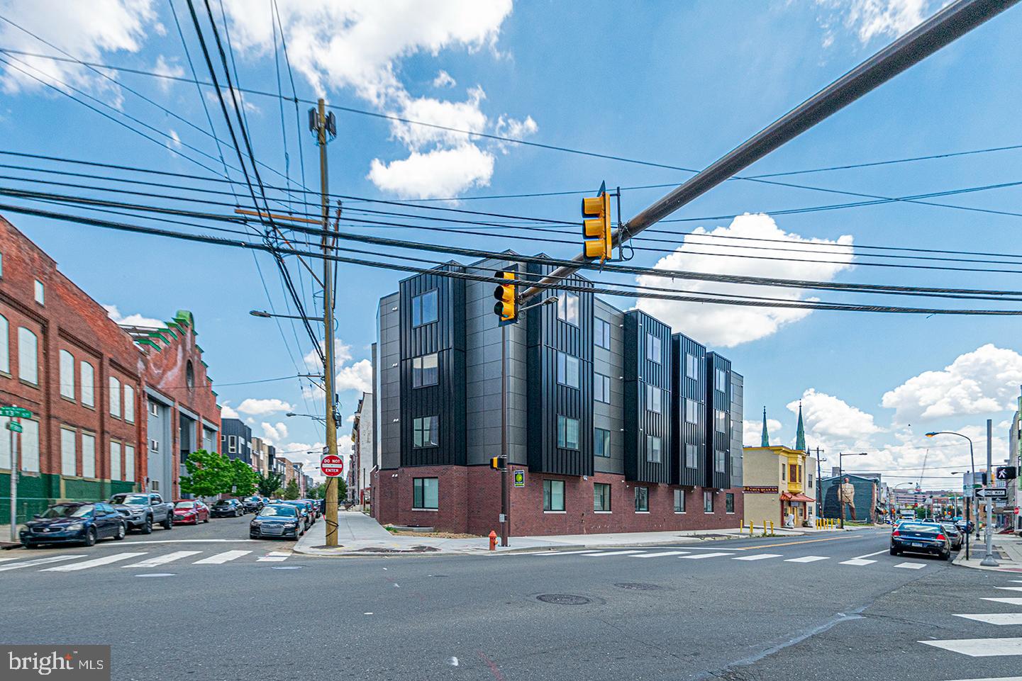 LOFT DISTRICT - Residential Lease