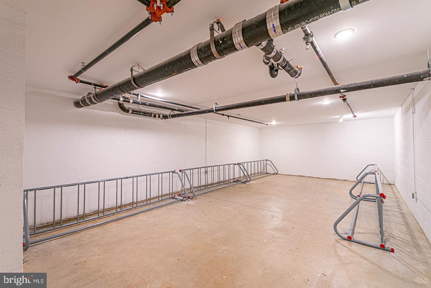 LOFT DISTRICT - Residential Lease