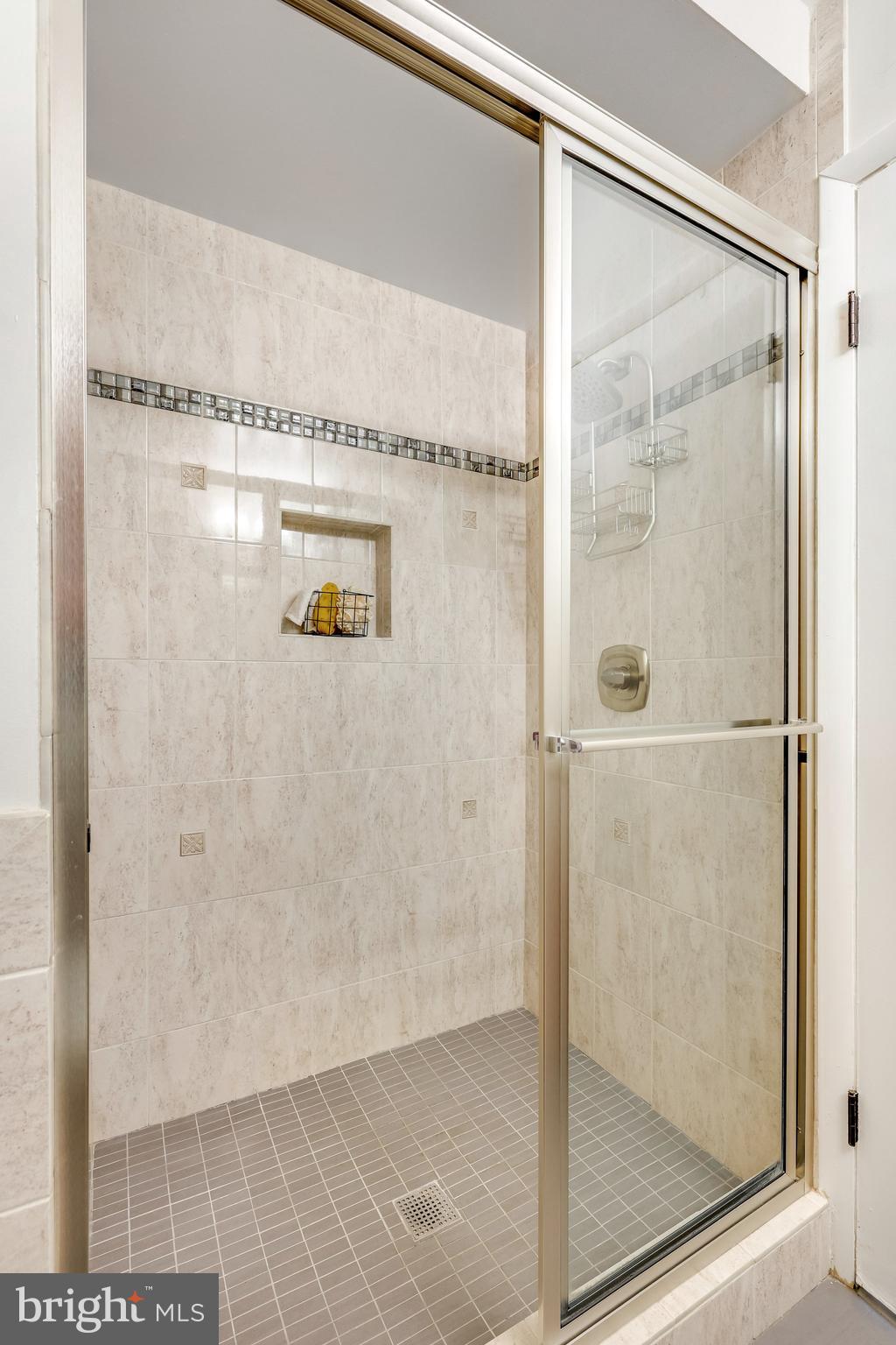 EUDORA - Residential