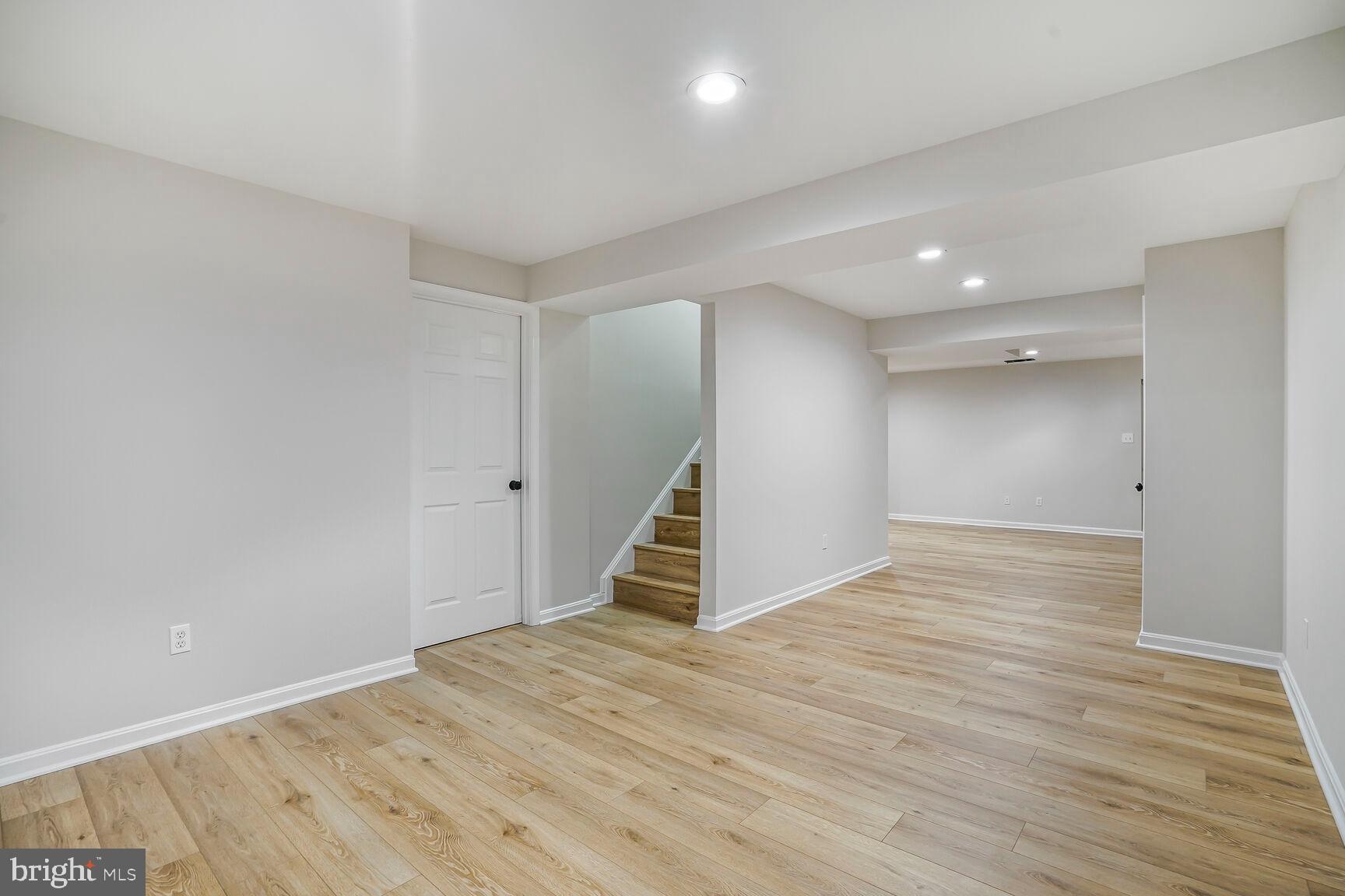 SPRING LAKE FARM - Residential