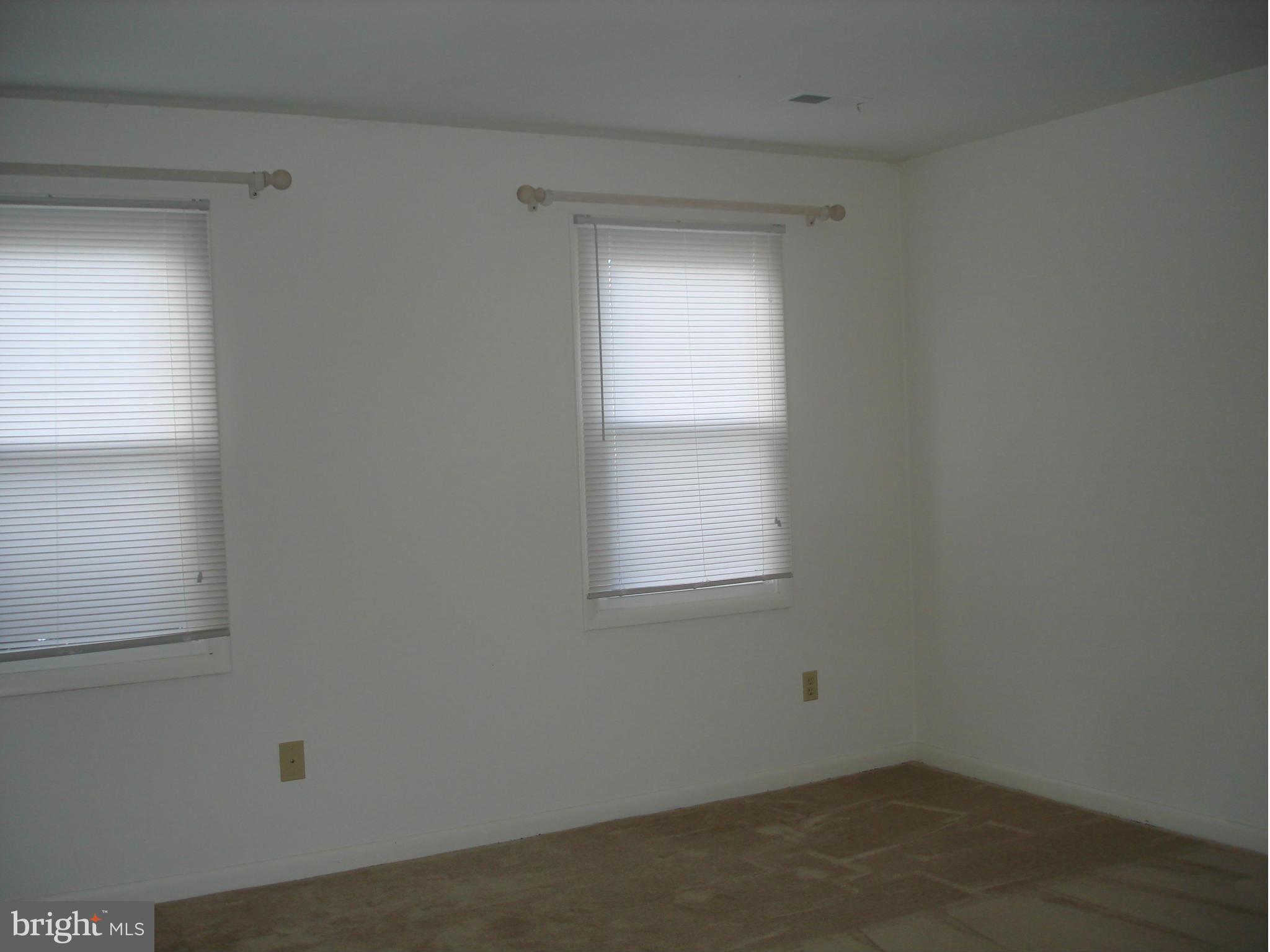 BREEZEWOOD FOREST - Residential Lease