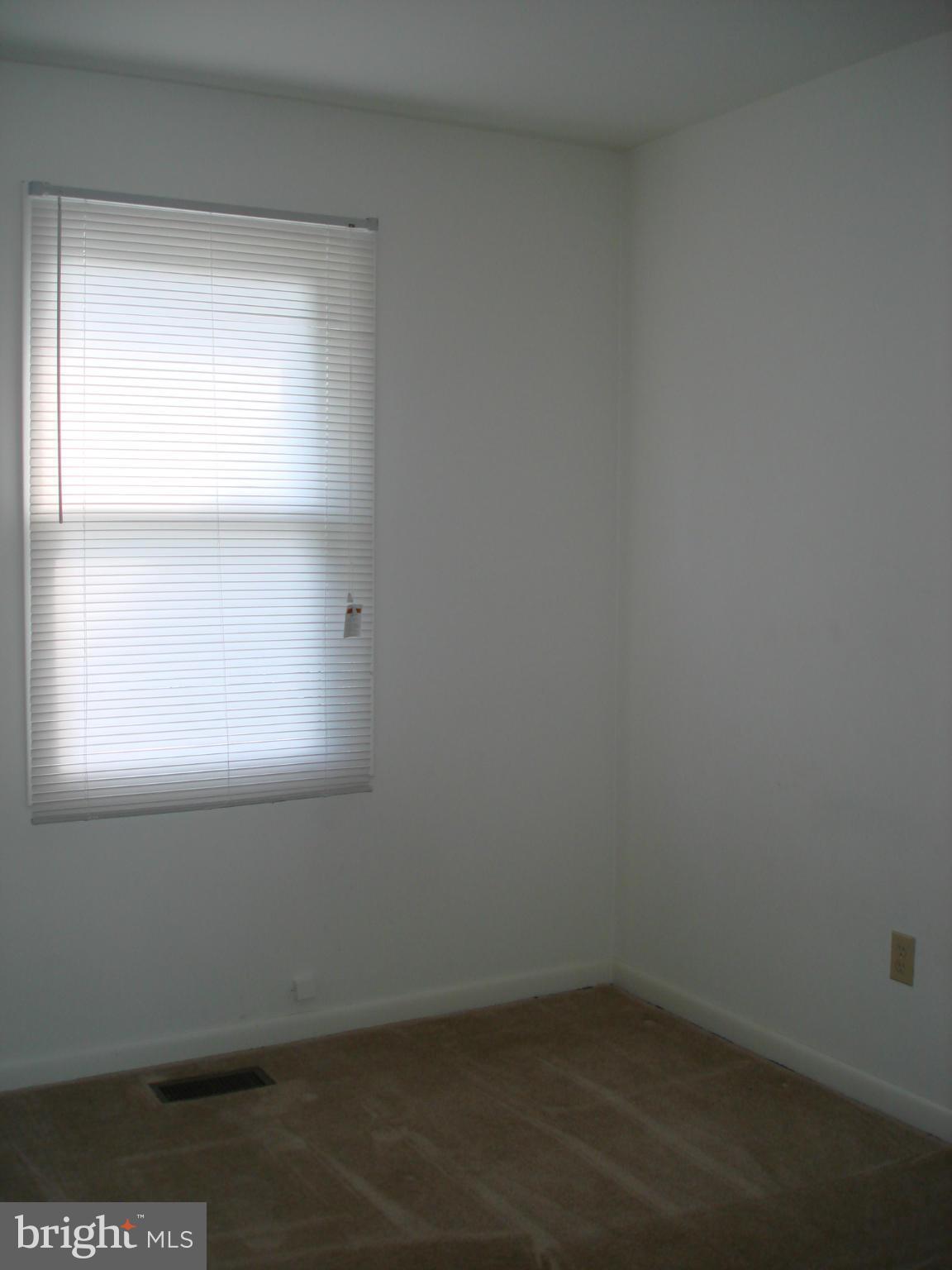 BREEZEWOOD FOREST - Residential Lease