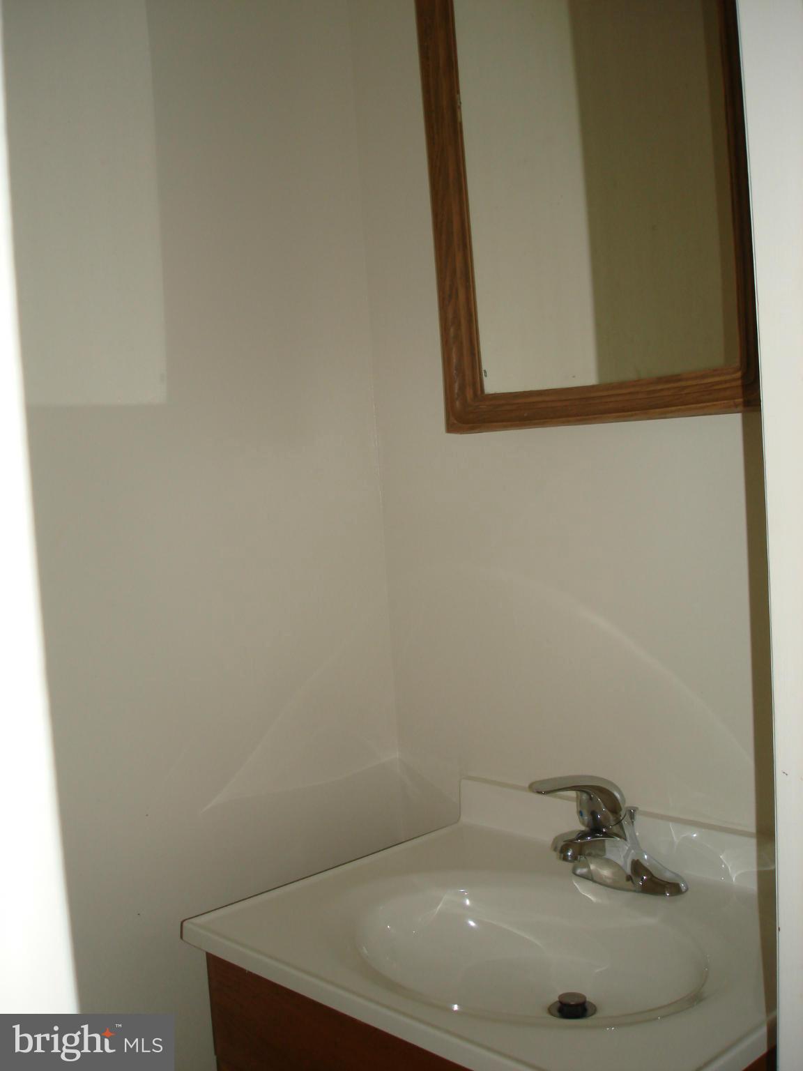 BREEZEWOOD FOREST - Residential Lease