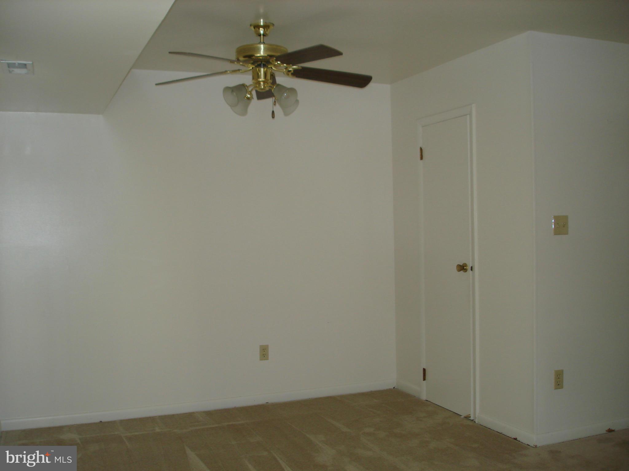 BREEZEWOOD FOREST - Residential Lease