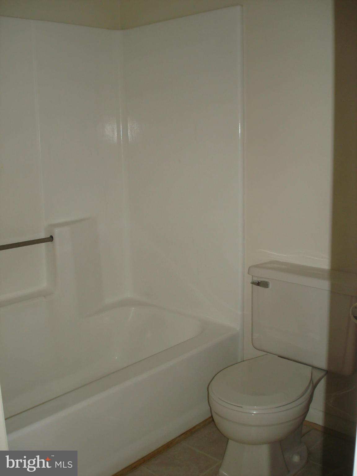 BREEZEWOOD FOREST - Residential Lease