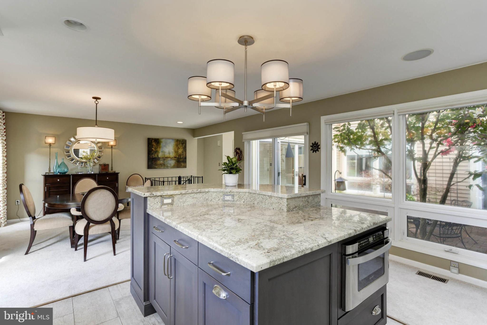 HIGHLAND LAKE - Residential