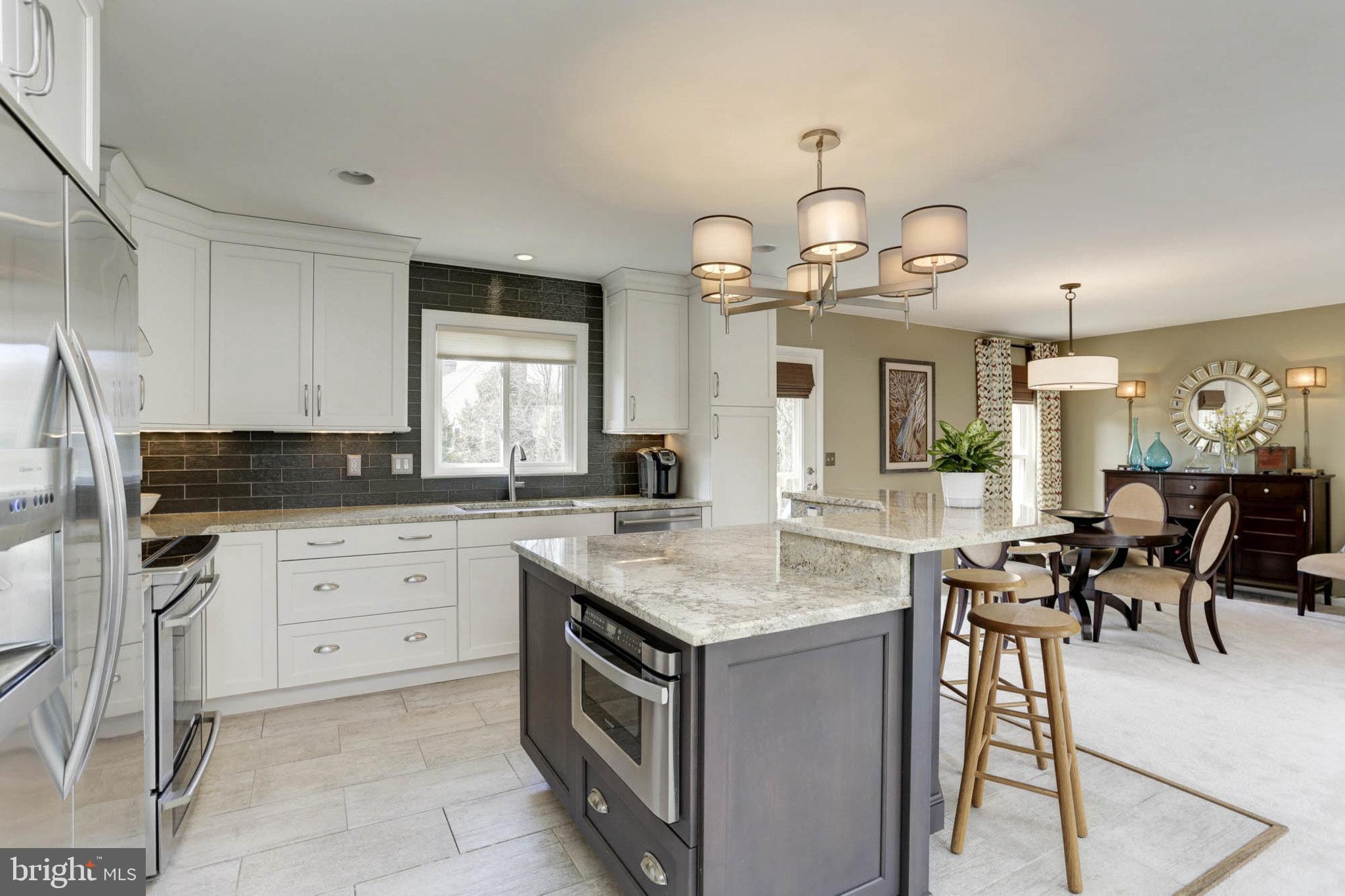 HIGHLAND LAKE - Residential