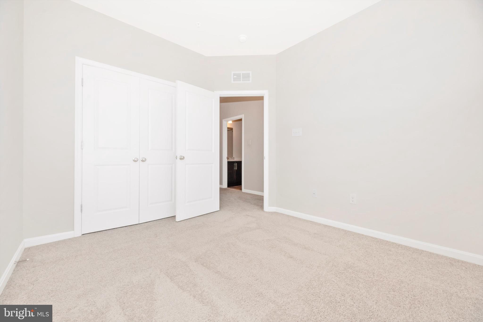 WESTVIEW SOUTH - Residential Lease