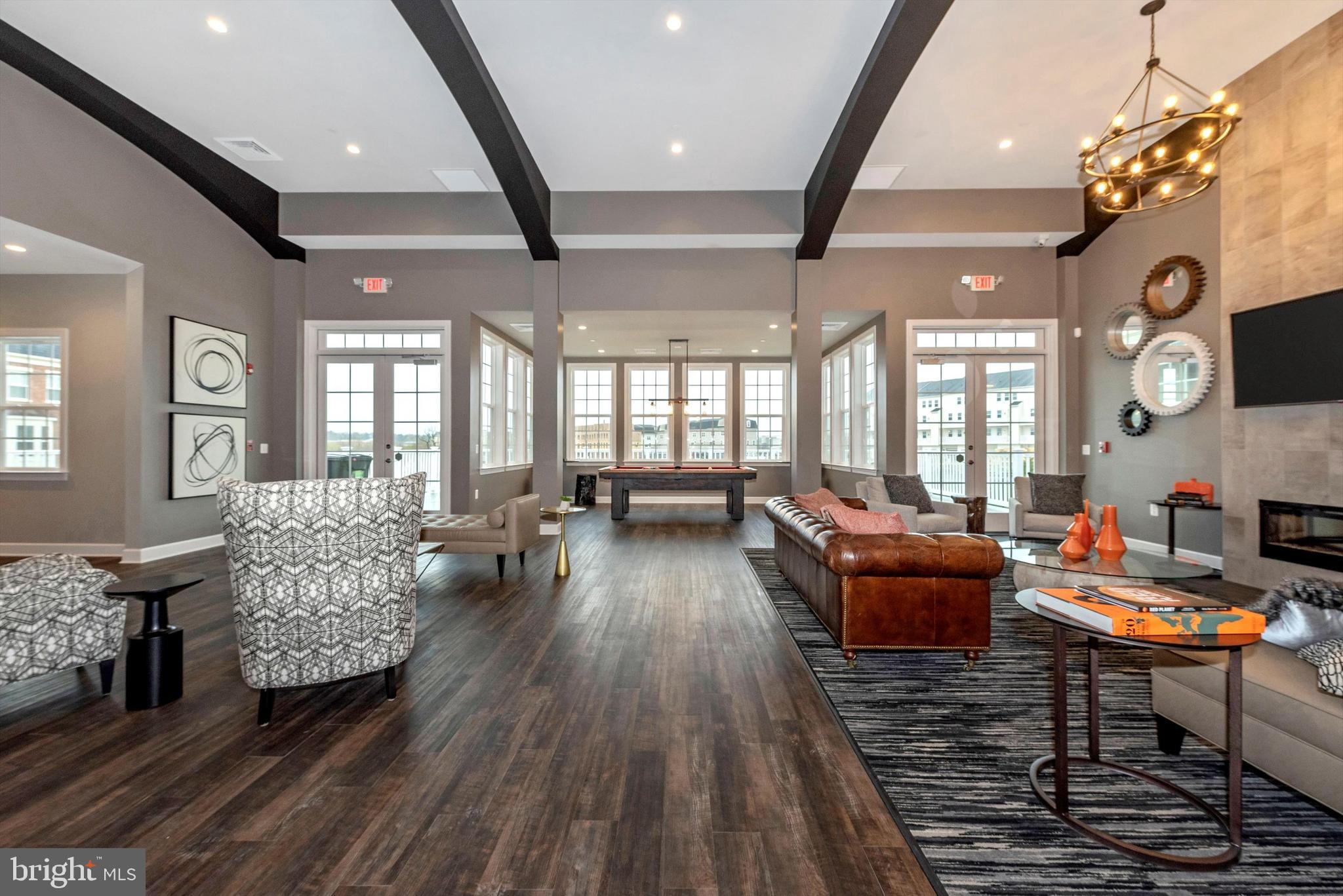 WESTVIEW SOUTH - Residential Lease