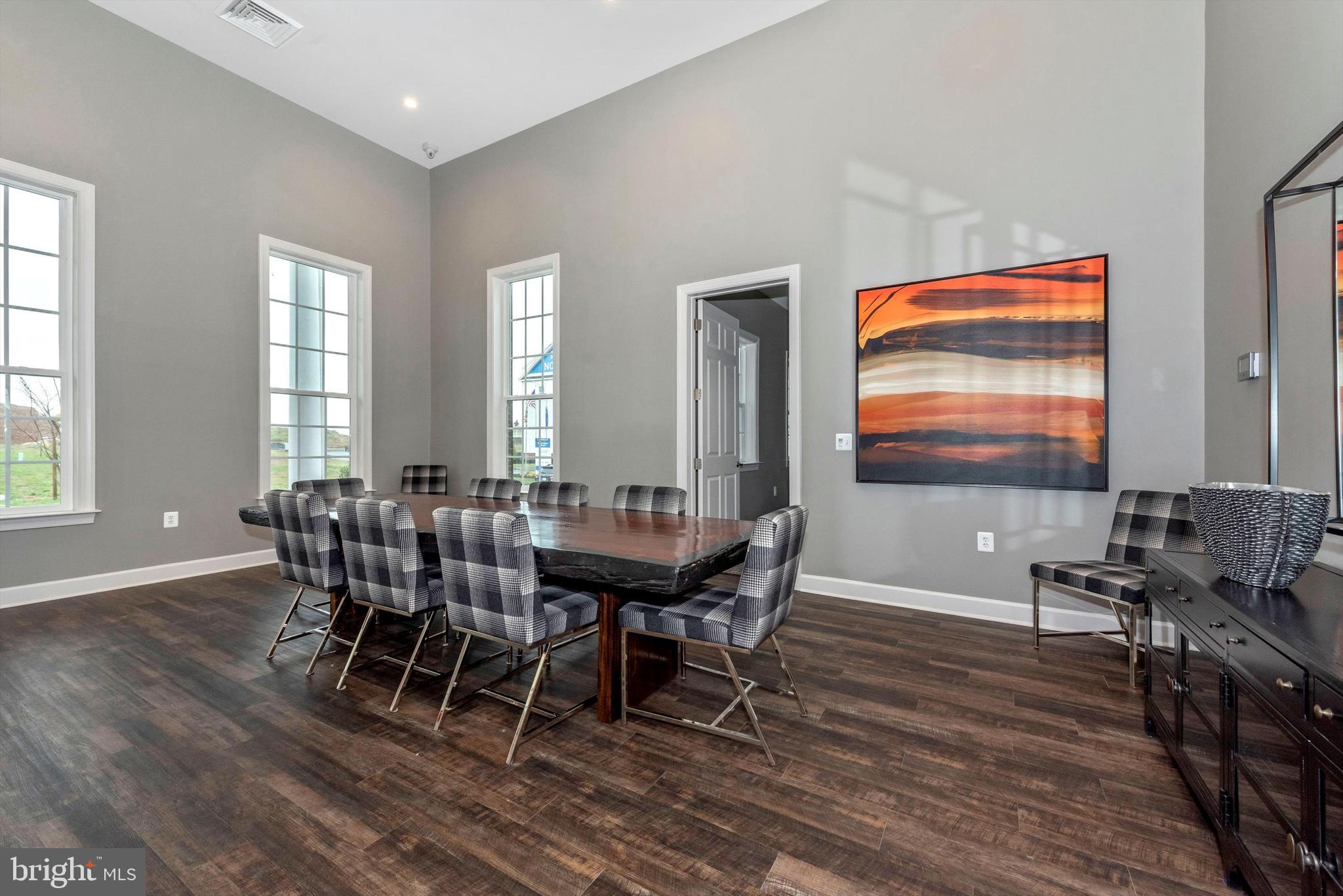 WESTVIEW SOUTH - Residential Lease