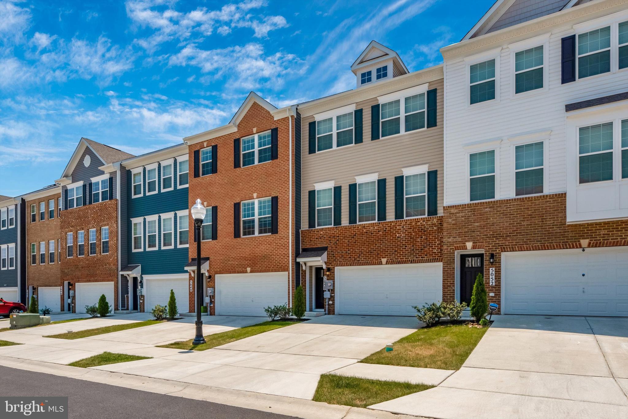 WESTVIEW SOUTH - Residential Lease