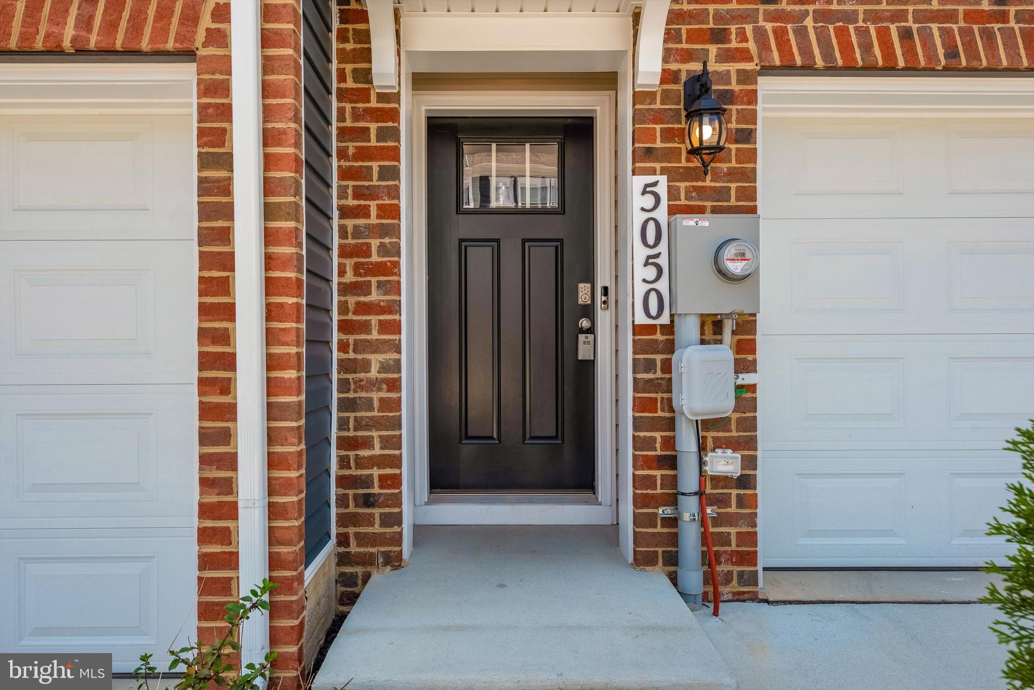 WESTVIEW SOUTH - Residential Lease