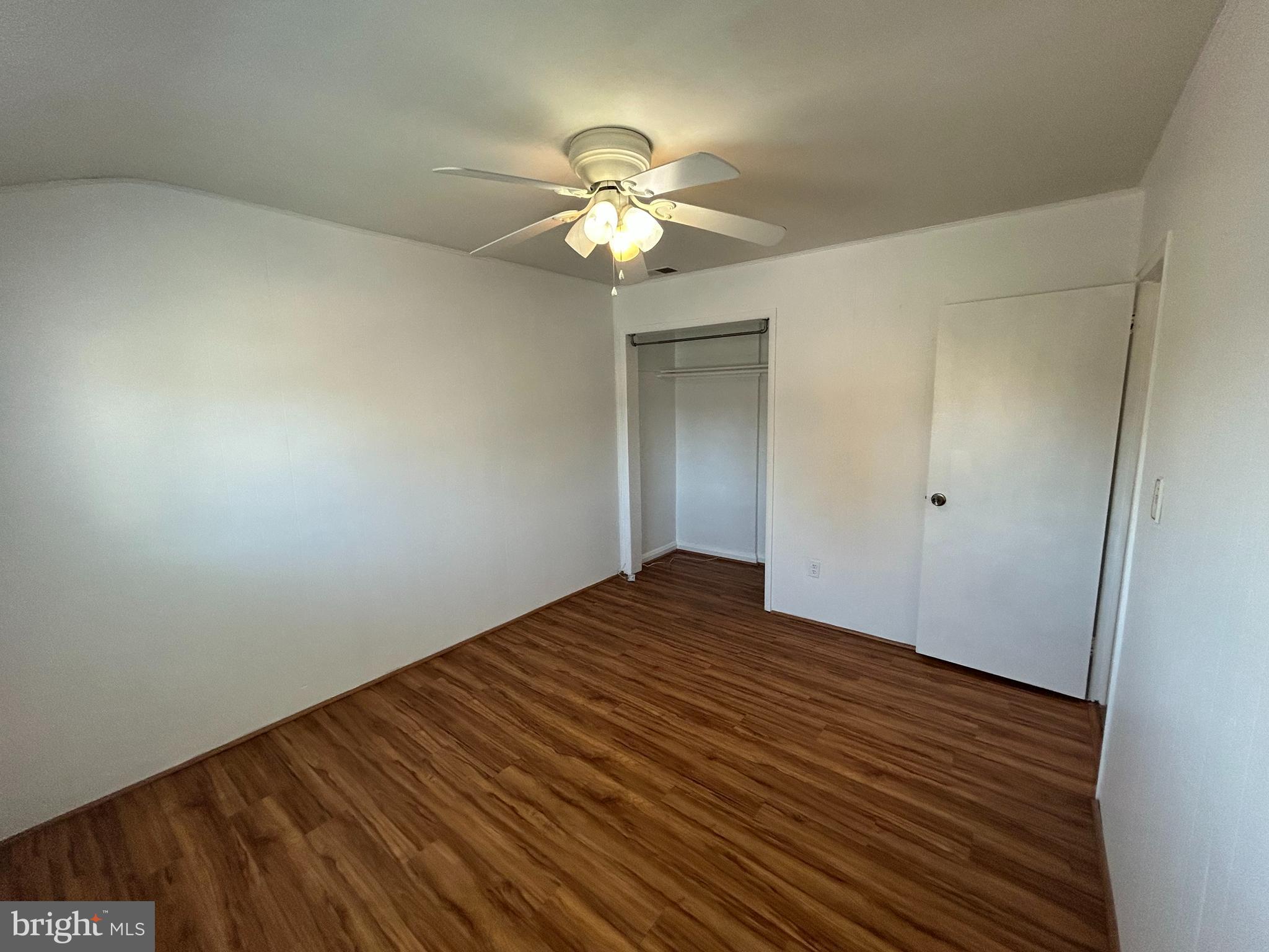 CHARLESMONT - Residential Lease