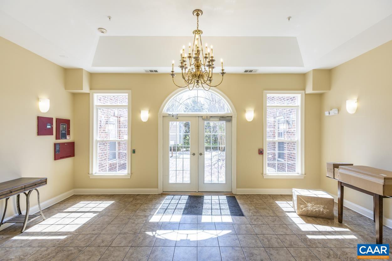 GLENWOOD STATION - Residential Lease