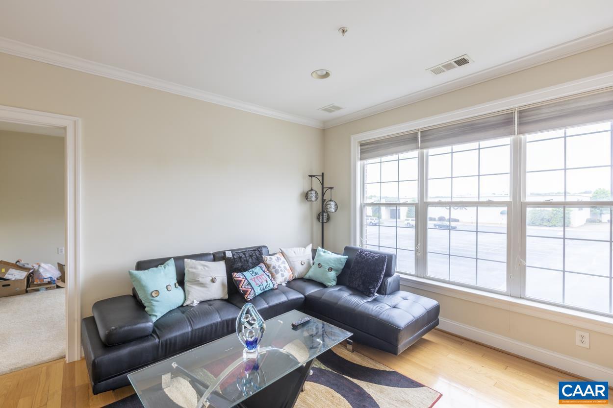 1051 GLENWOOD STATION LN 203