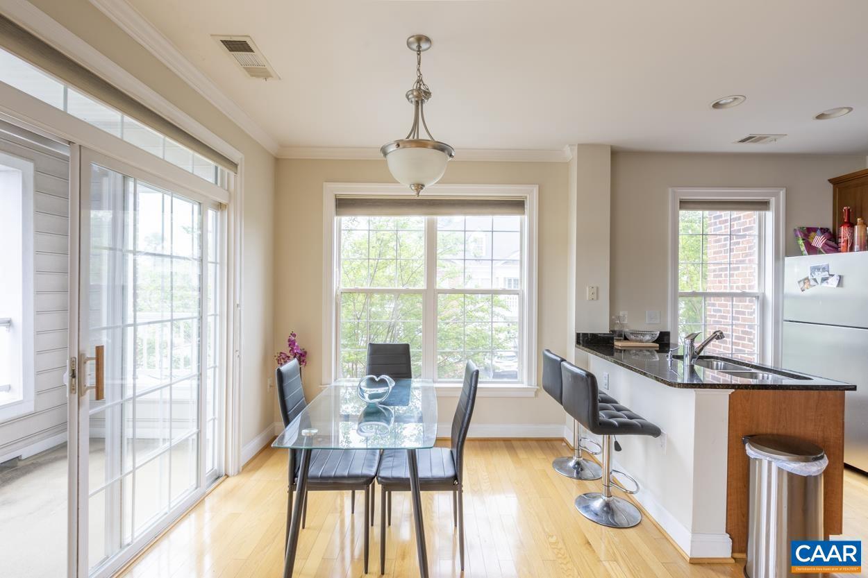 GLENWOOD STATION - Residential Lease