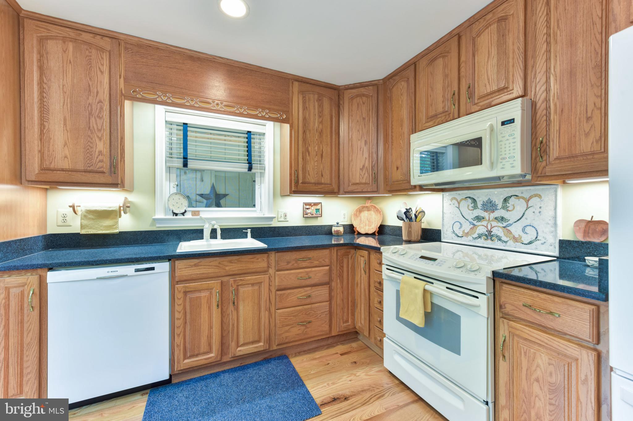 COLLINGWOOD ESTATES - Residential