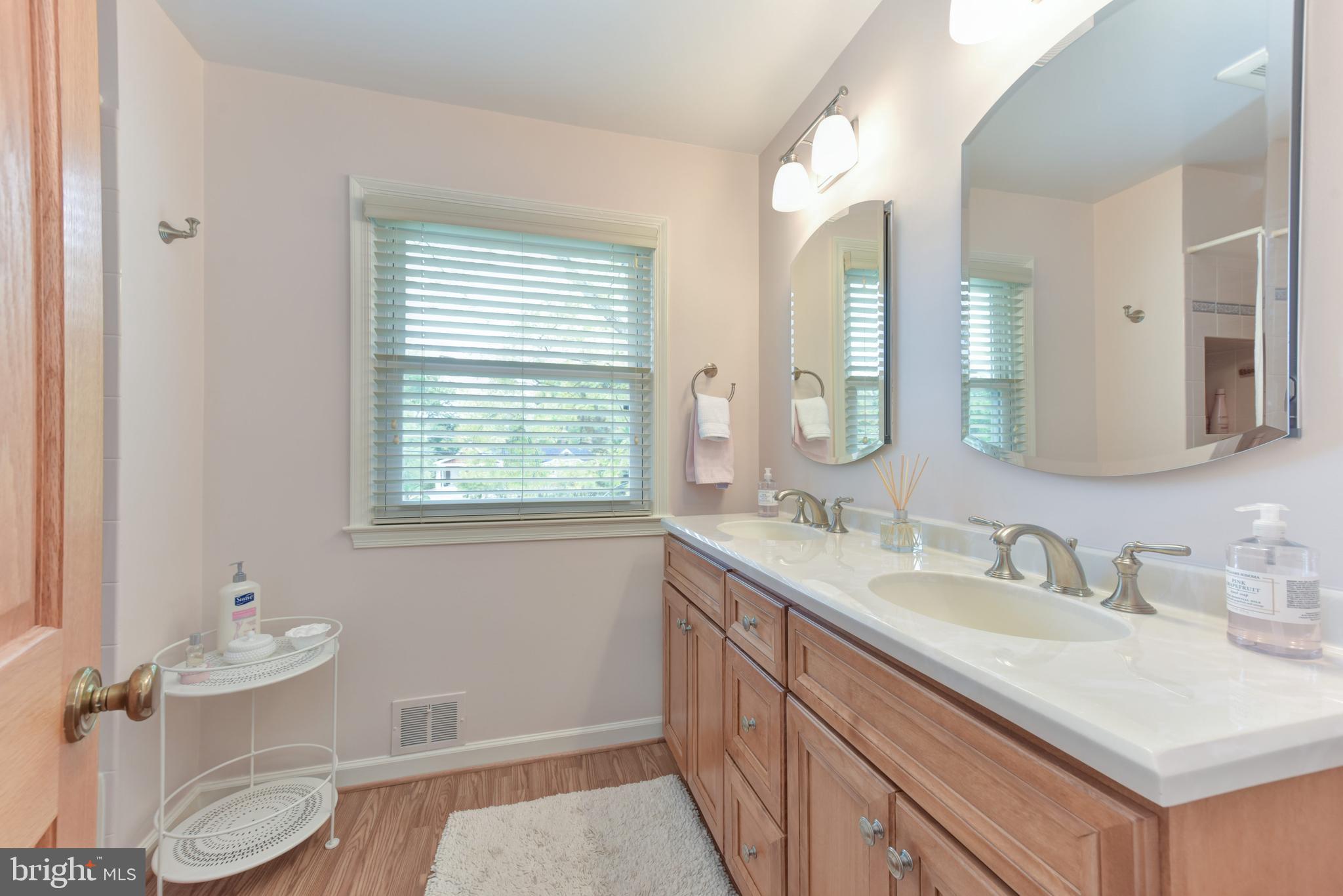 COLLINGWOOD ESTATES - Residential