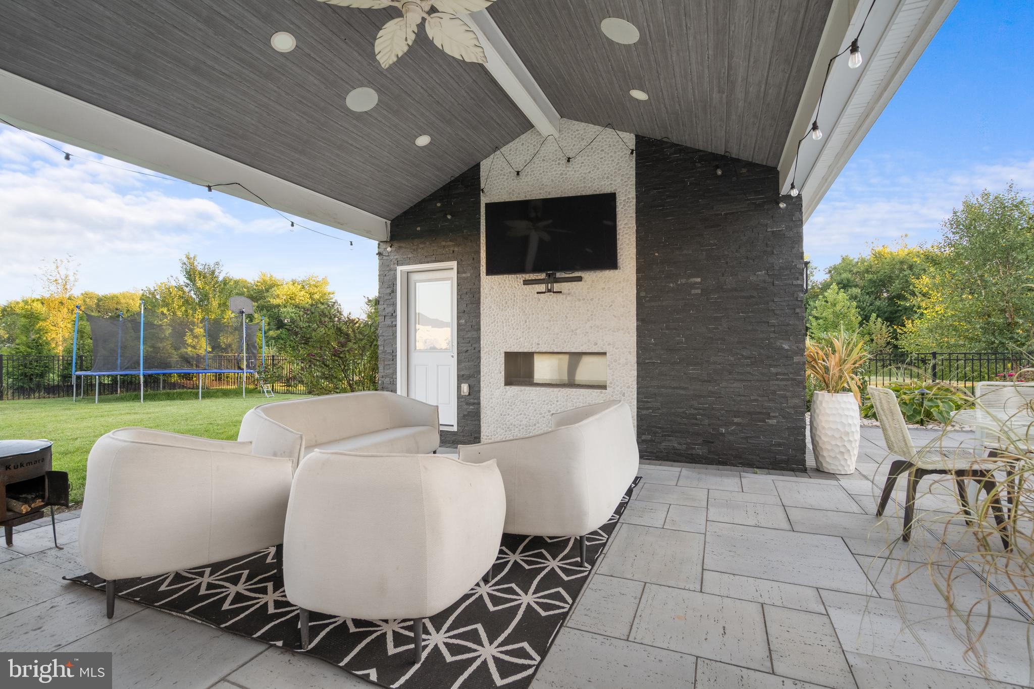 NORTHAMPTON PRSRVE - Residential