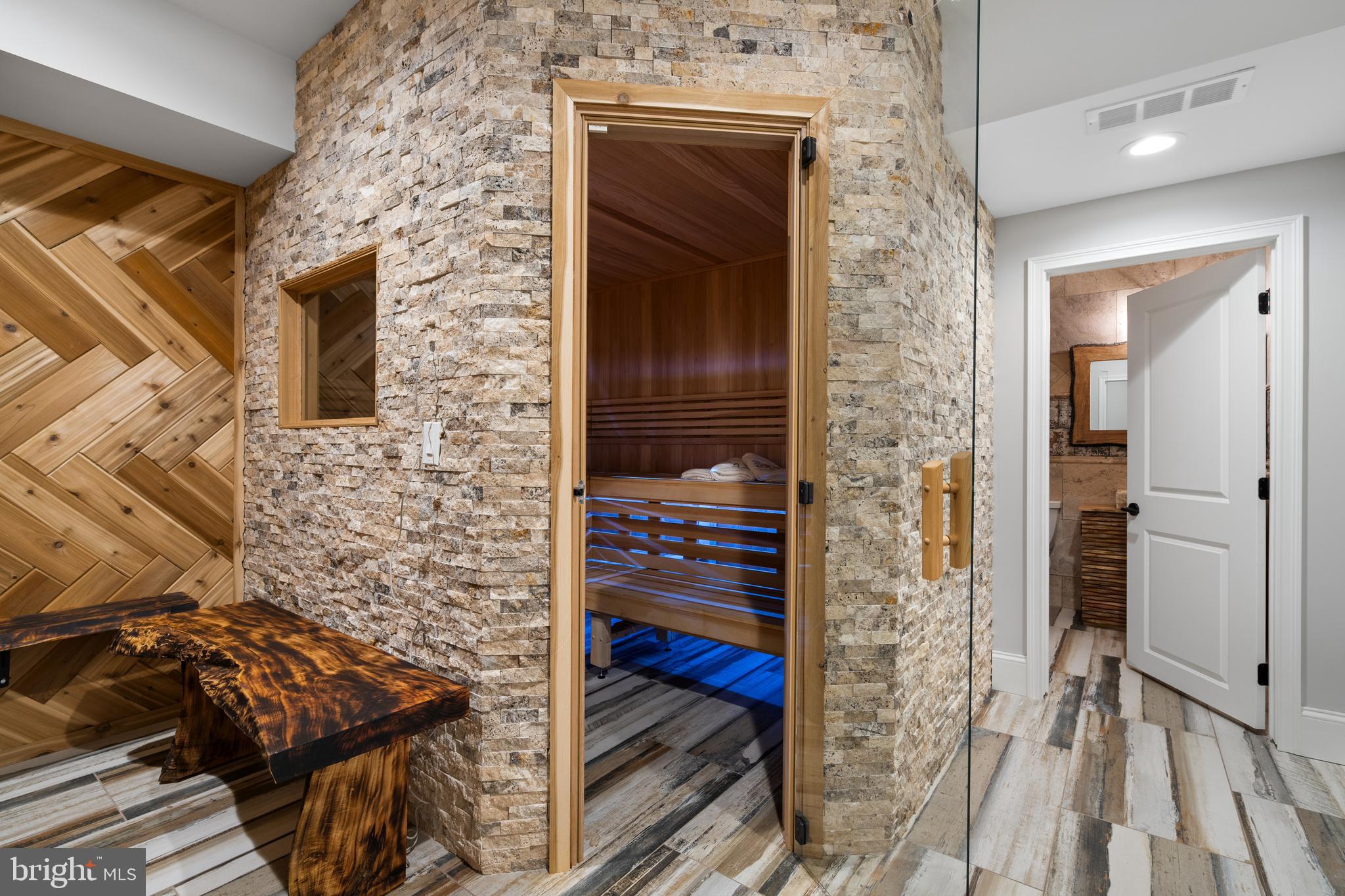 NORTHAMPTON PRSRVE - Residential