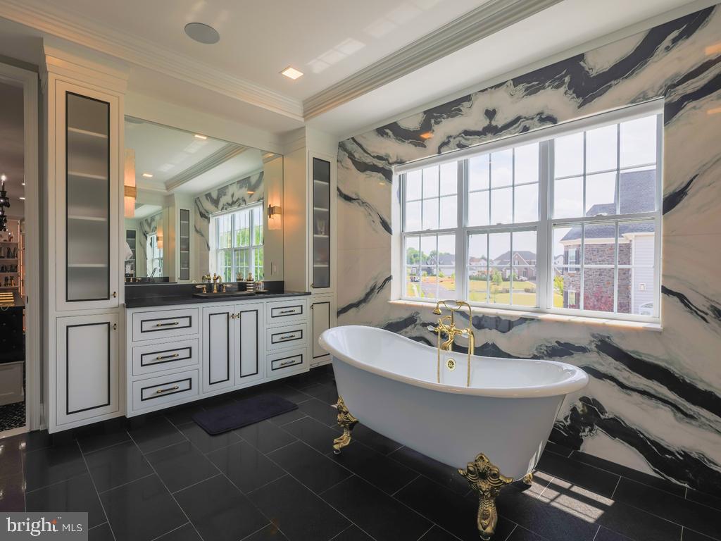NORTHAMPTON PRSRVE - Residential