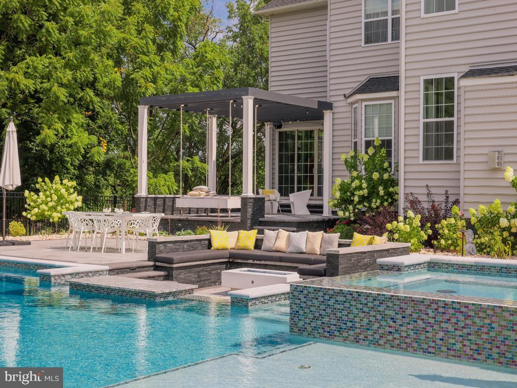 NORTHAMPTON PRSRVE - Residential